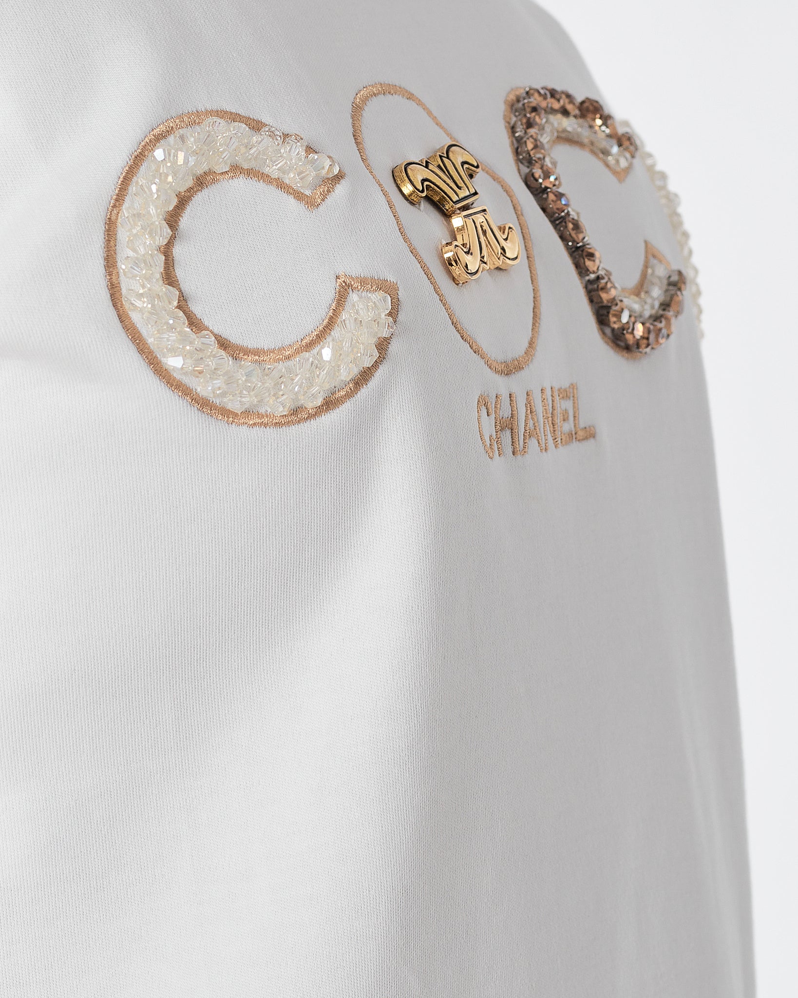 CHA COCO Rhinestone Lady White T-Shirt 29.90
