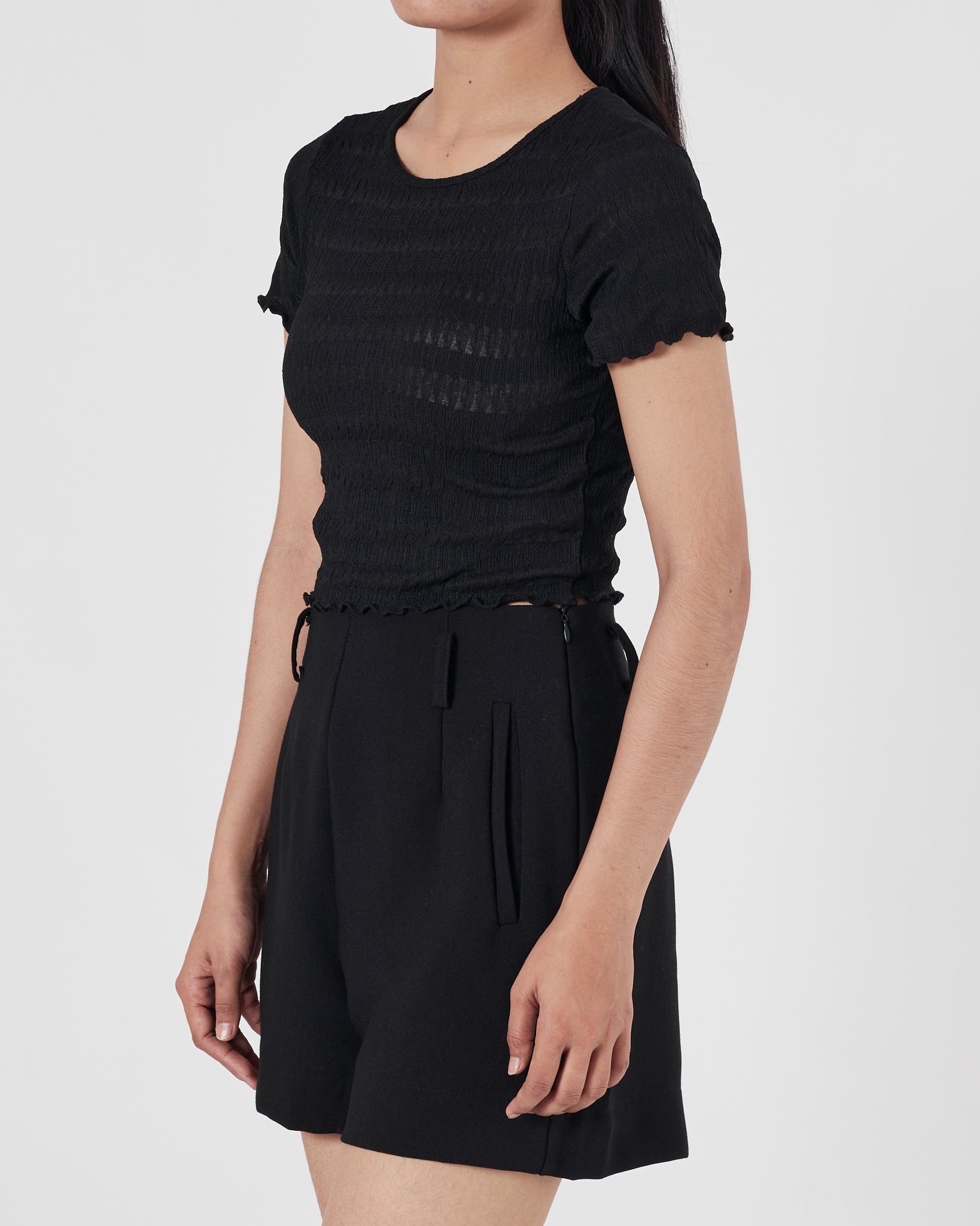 UNI Ruffle Lady Black T-Shirt 11.90