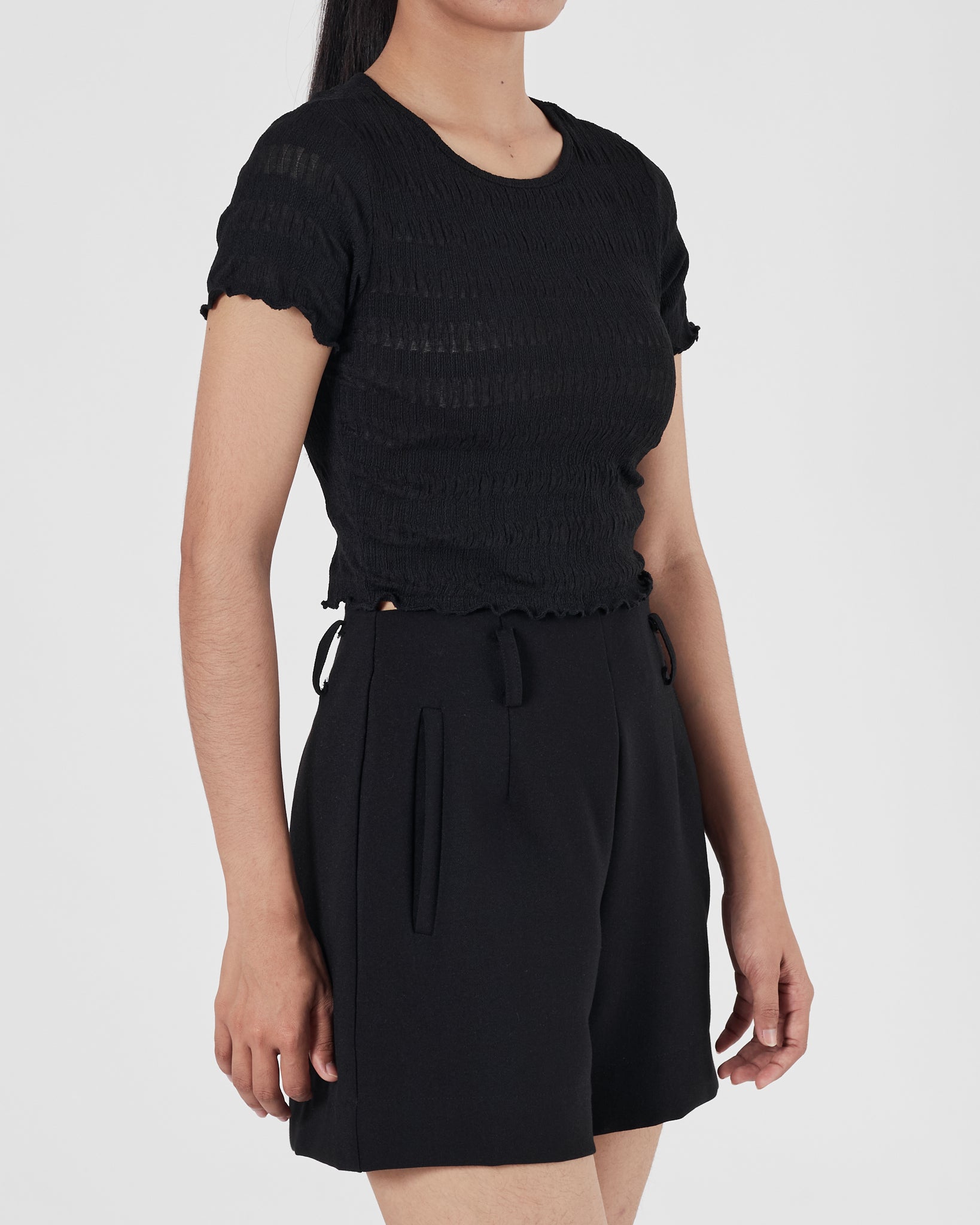 UNI Ruffle Lady Black T-Shirt 11.90
