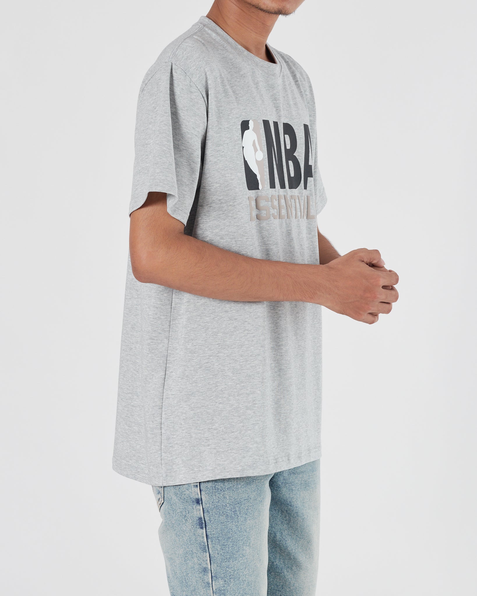 ESS NBA Men Grey T-Shirt 15.90