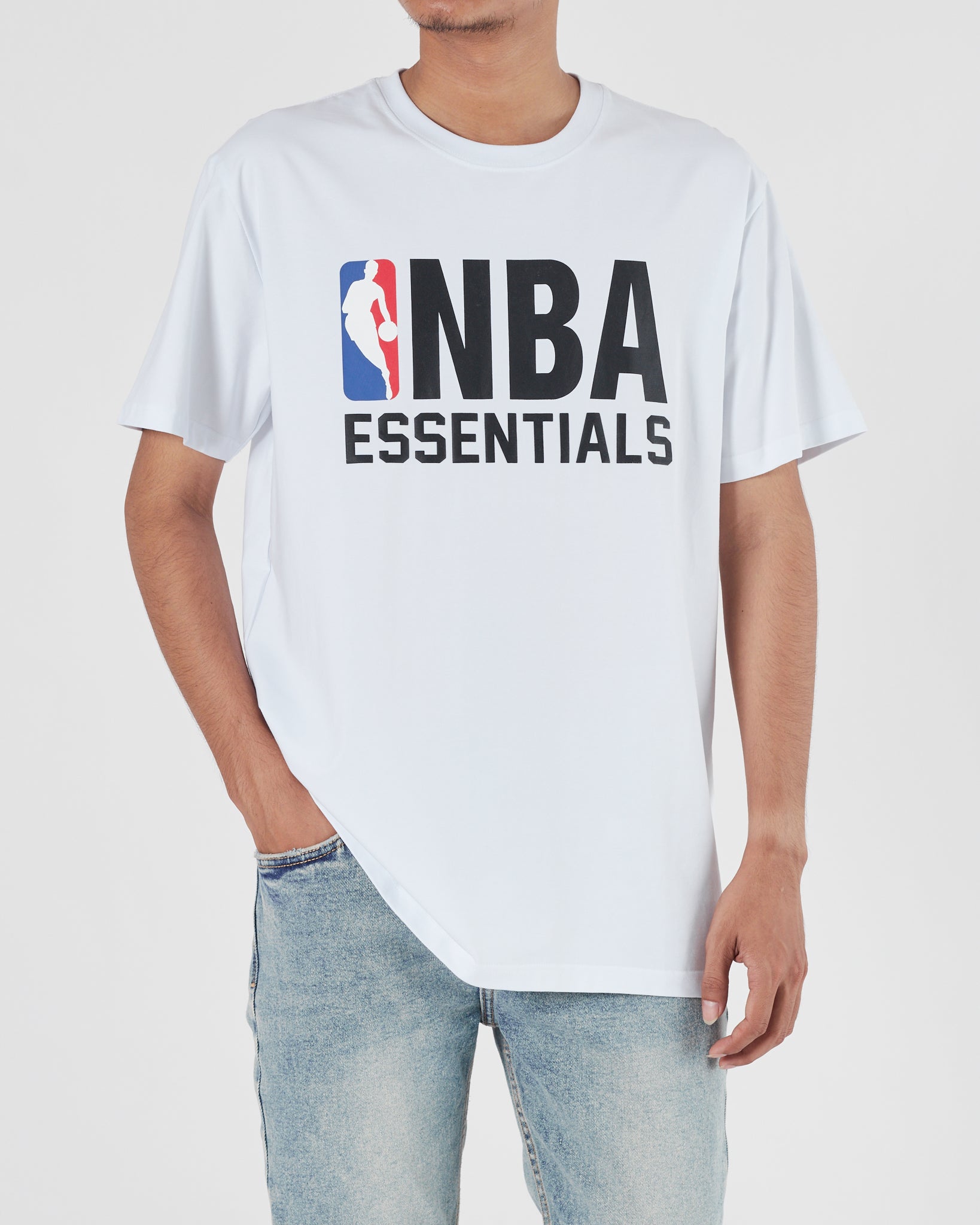 ESS NBA Men White T-Shirt 15.90