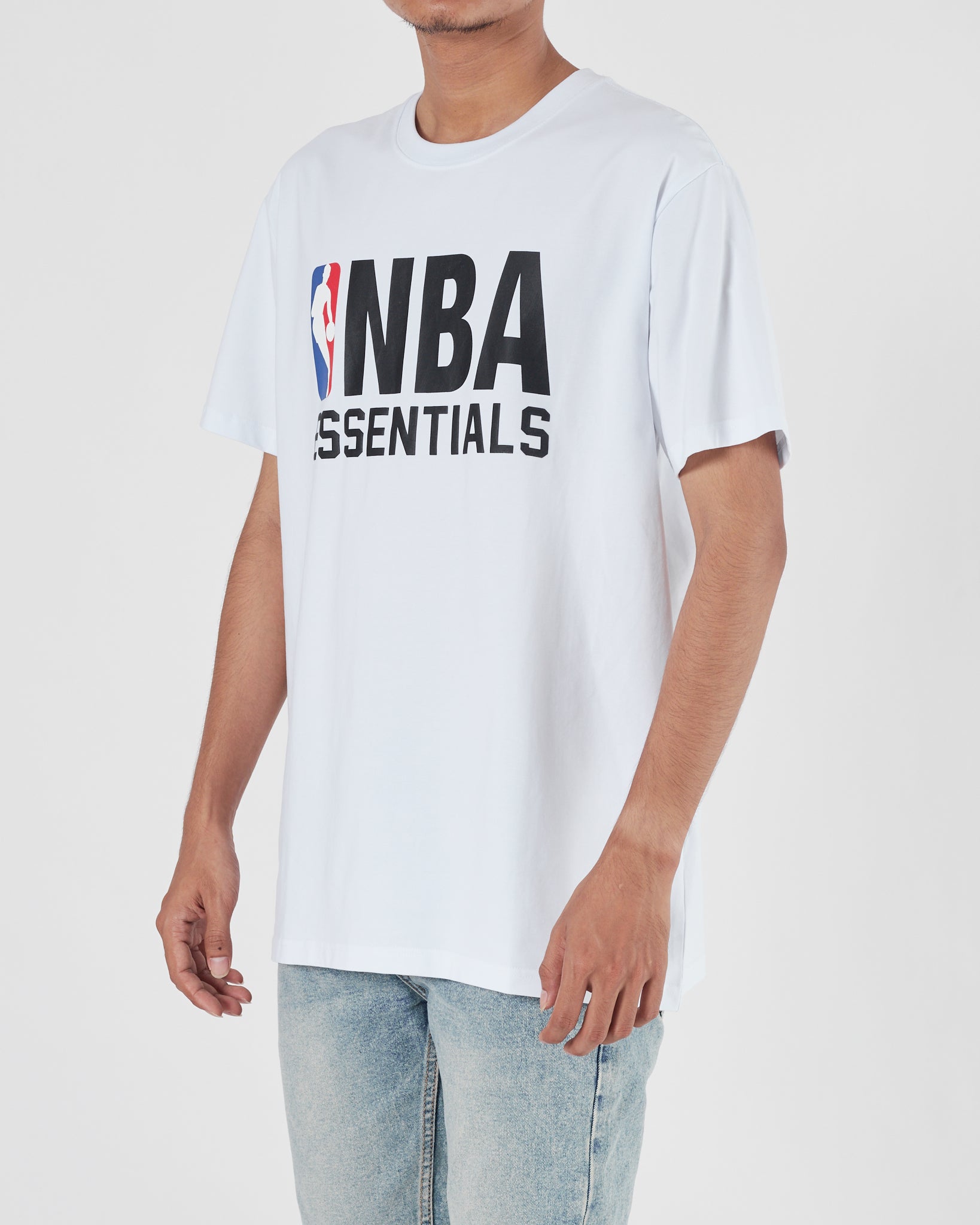 ESS NBA Men White T-Shirt 15.90