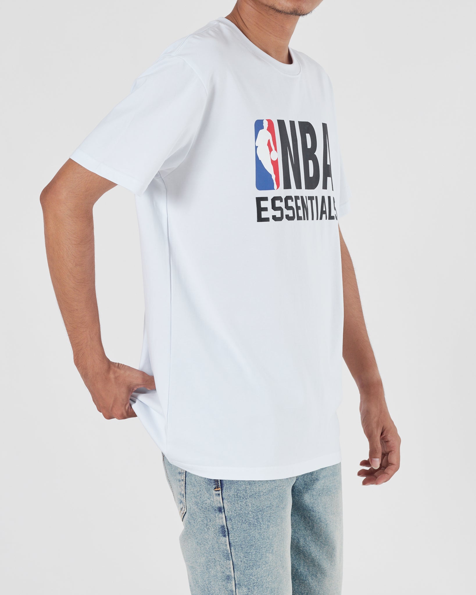 ESS NBA Men White T-Shirt 15.90