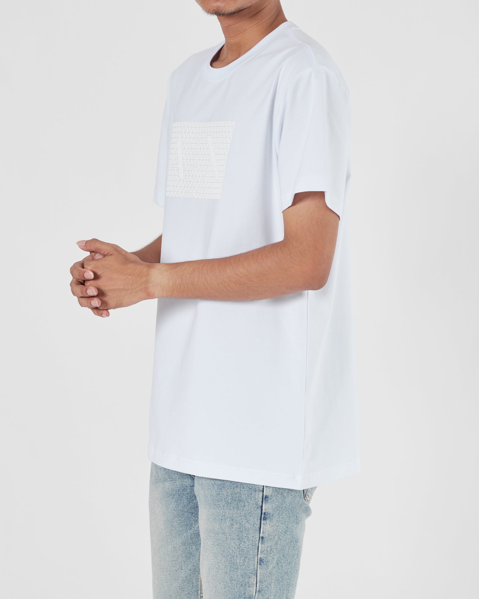 ARM AX Logo Men White T-Shirt 16.90