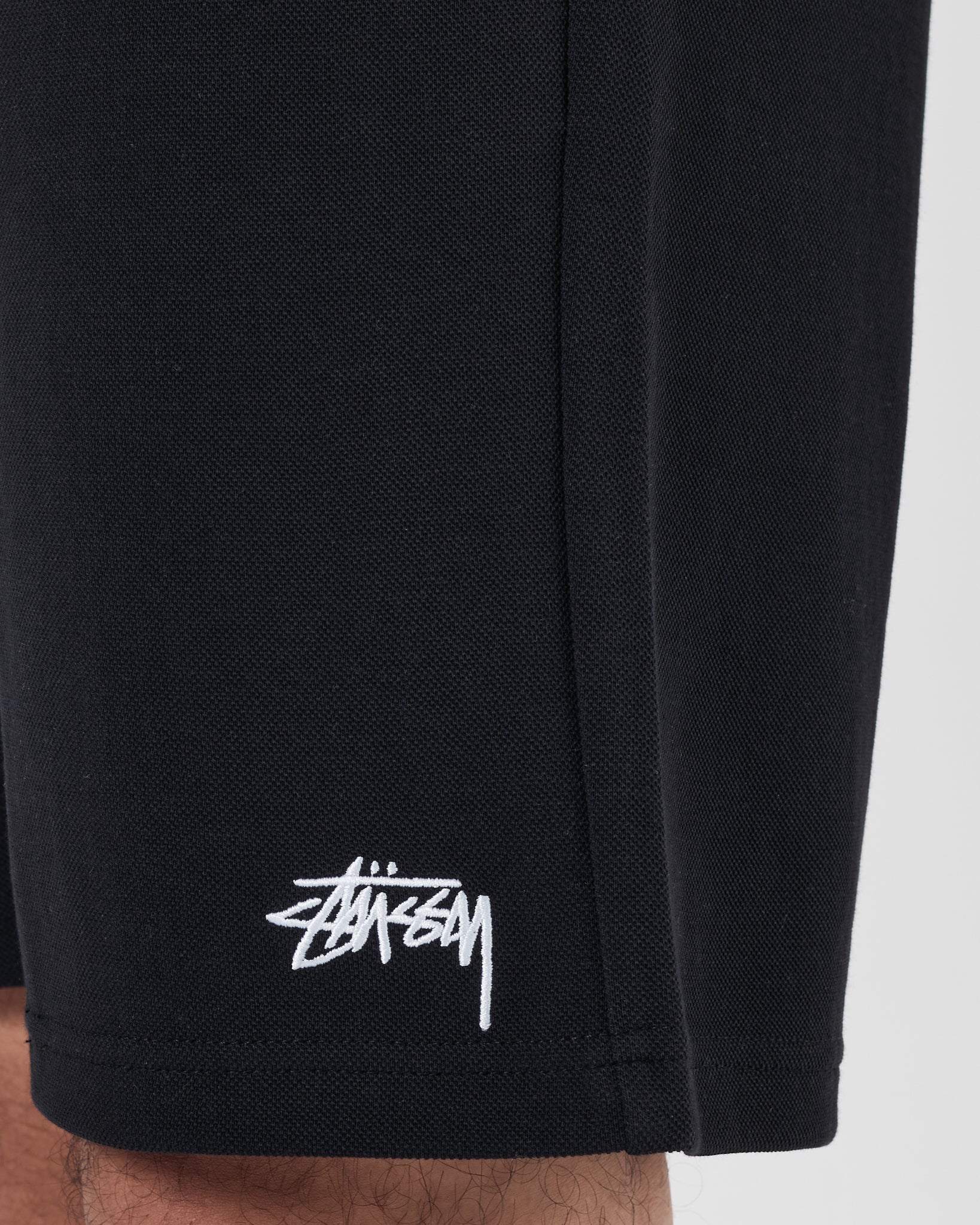 STU Logo Embroidered Men Black Shorts 17.90