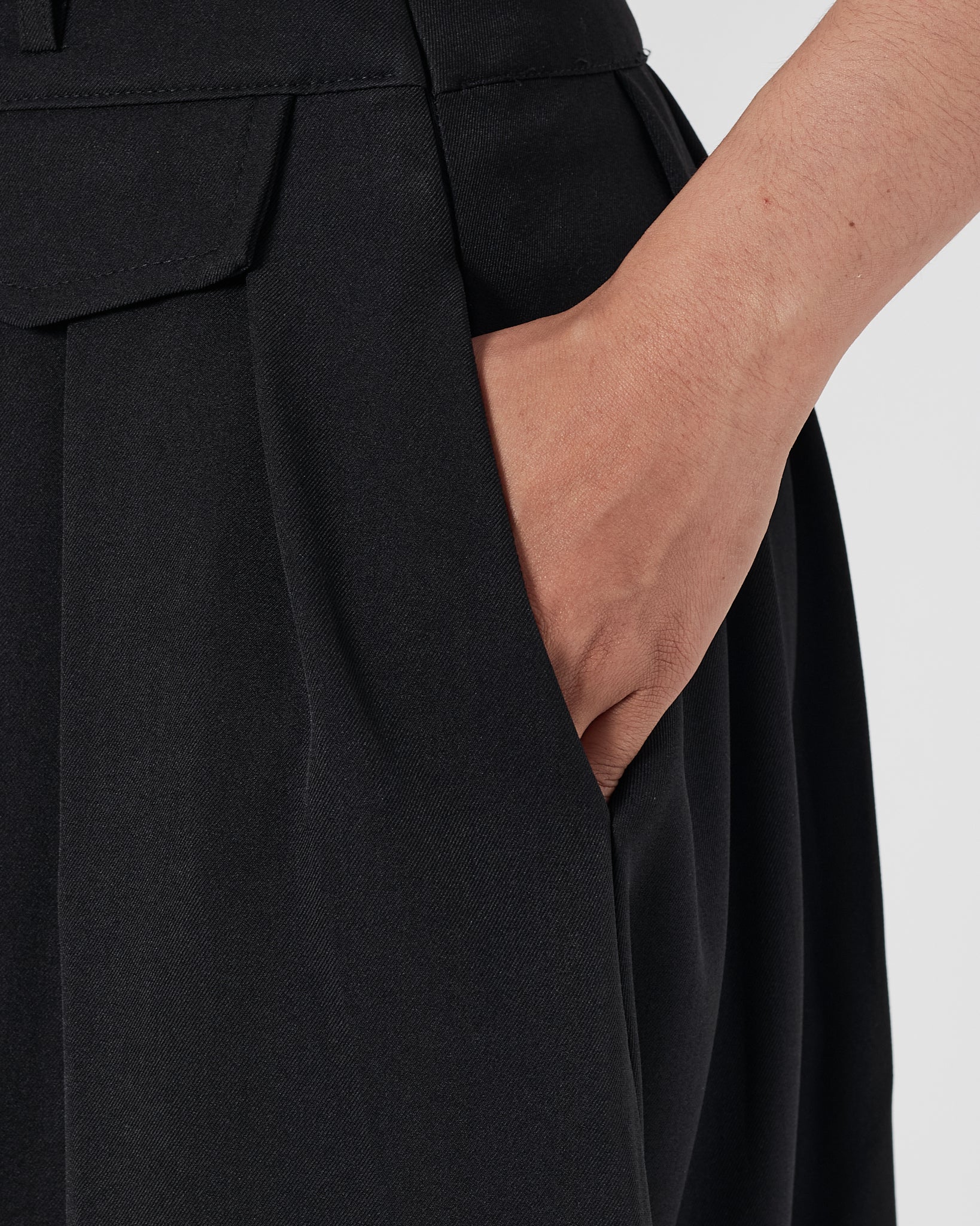 Front Pocket High Waist Lady Black Skirts 30.90