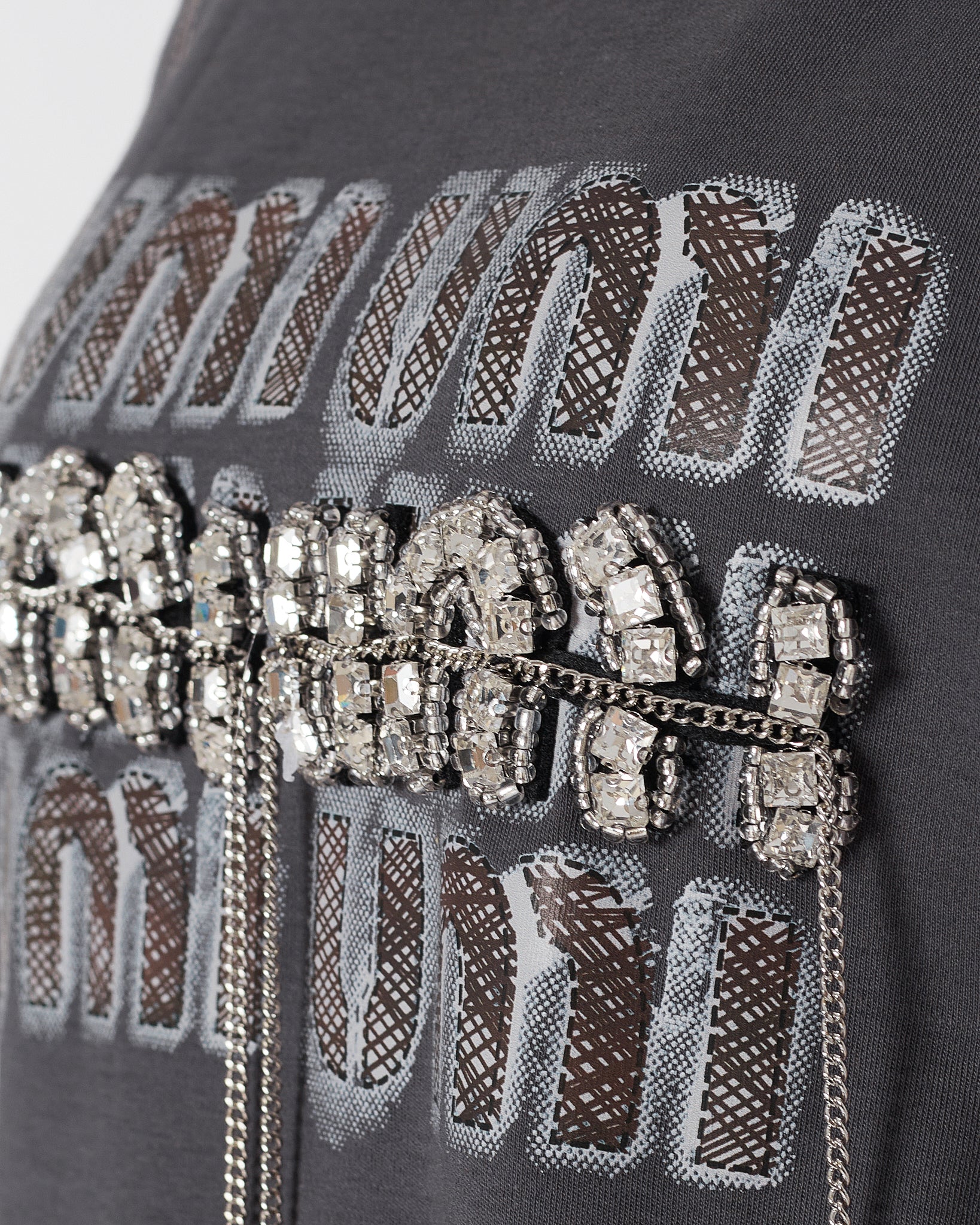 MIU Rhinestone Dripping Chain Lady Grey T-Shirt 28.90