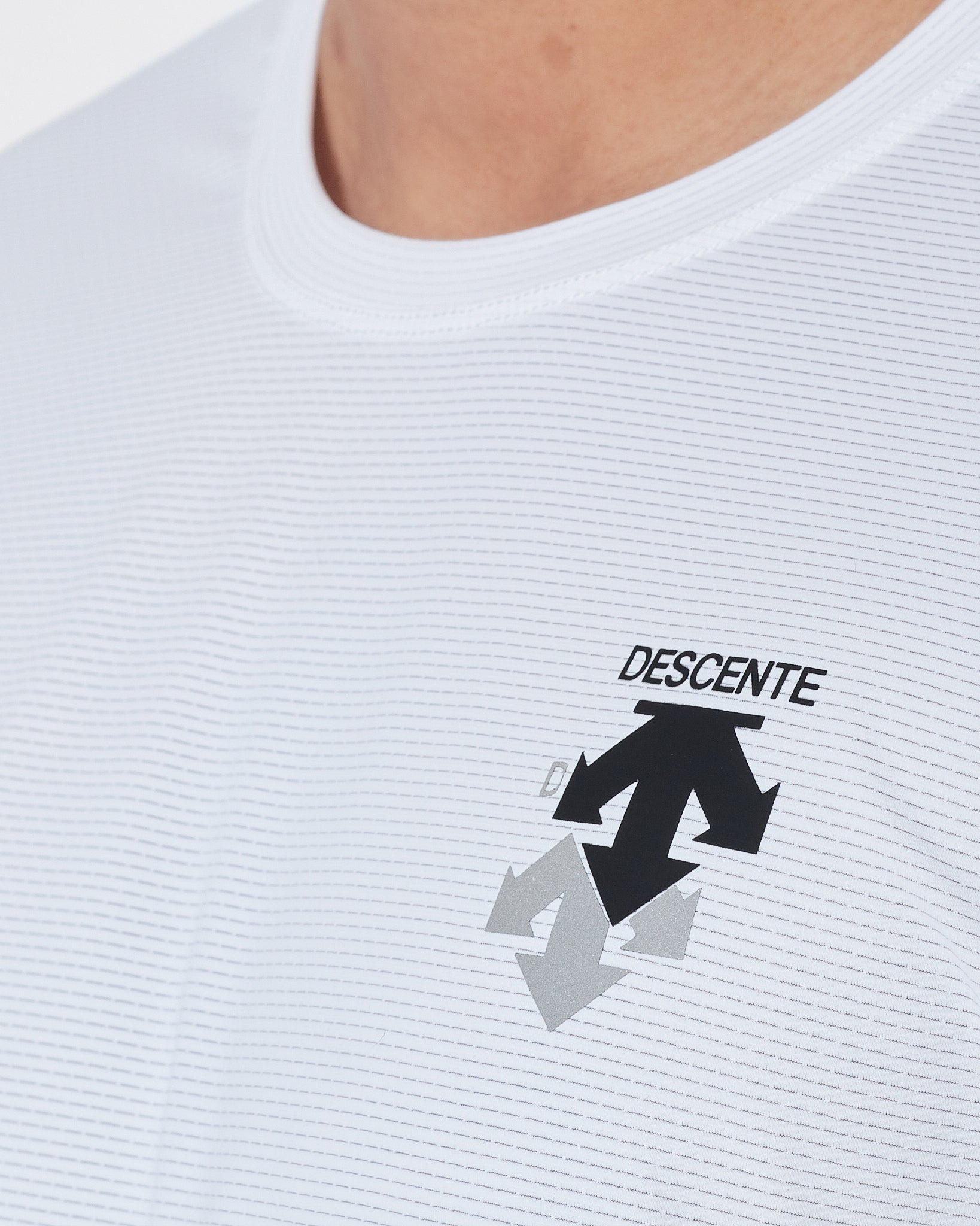 DES Logo Printed Men White Sport T-Shirt 13.50