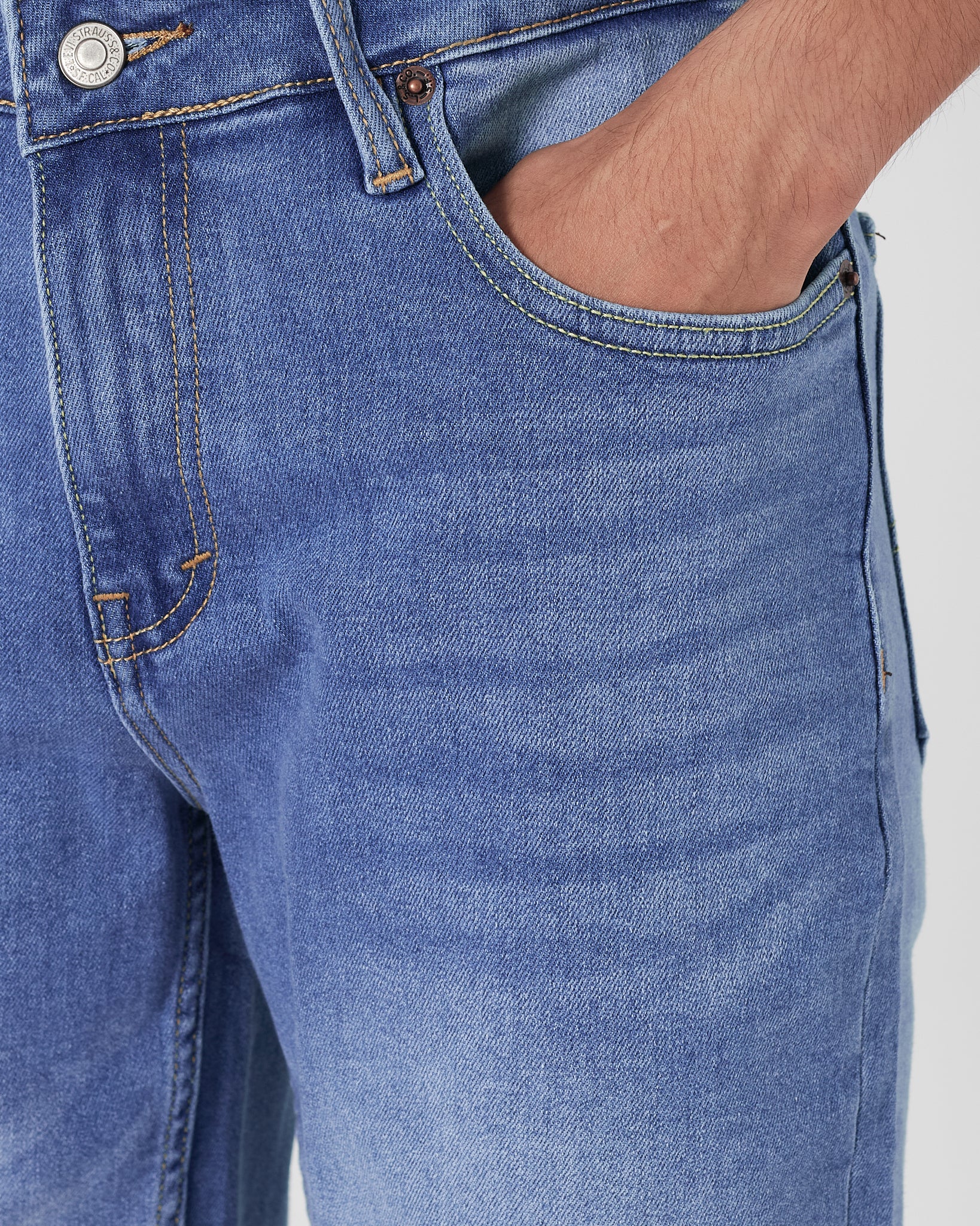 LEV Men Light Blue Short Jeans 17.90