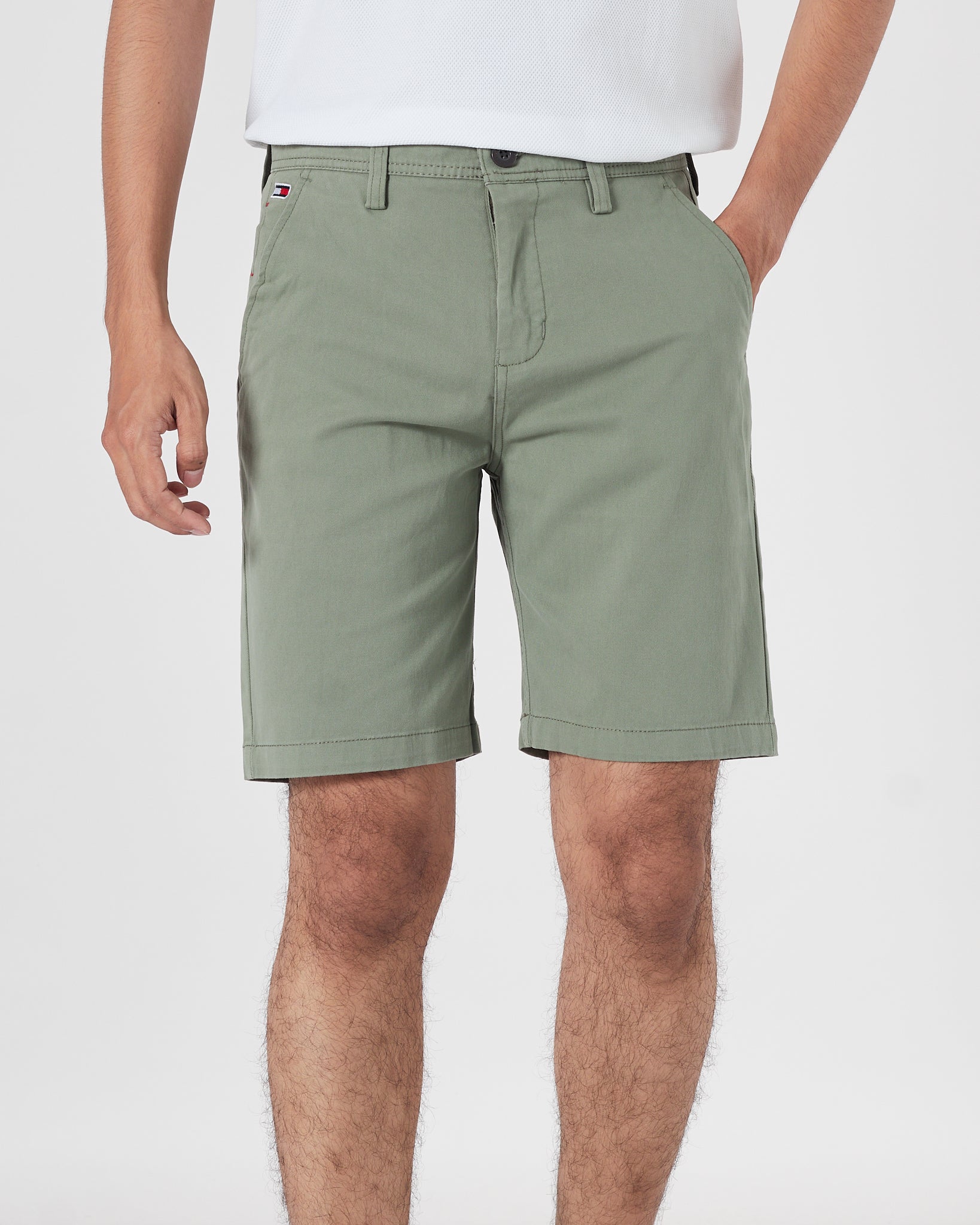 TH Plain Color Men Green Shorts 16.90