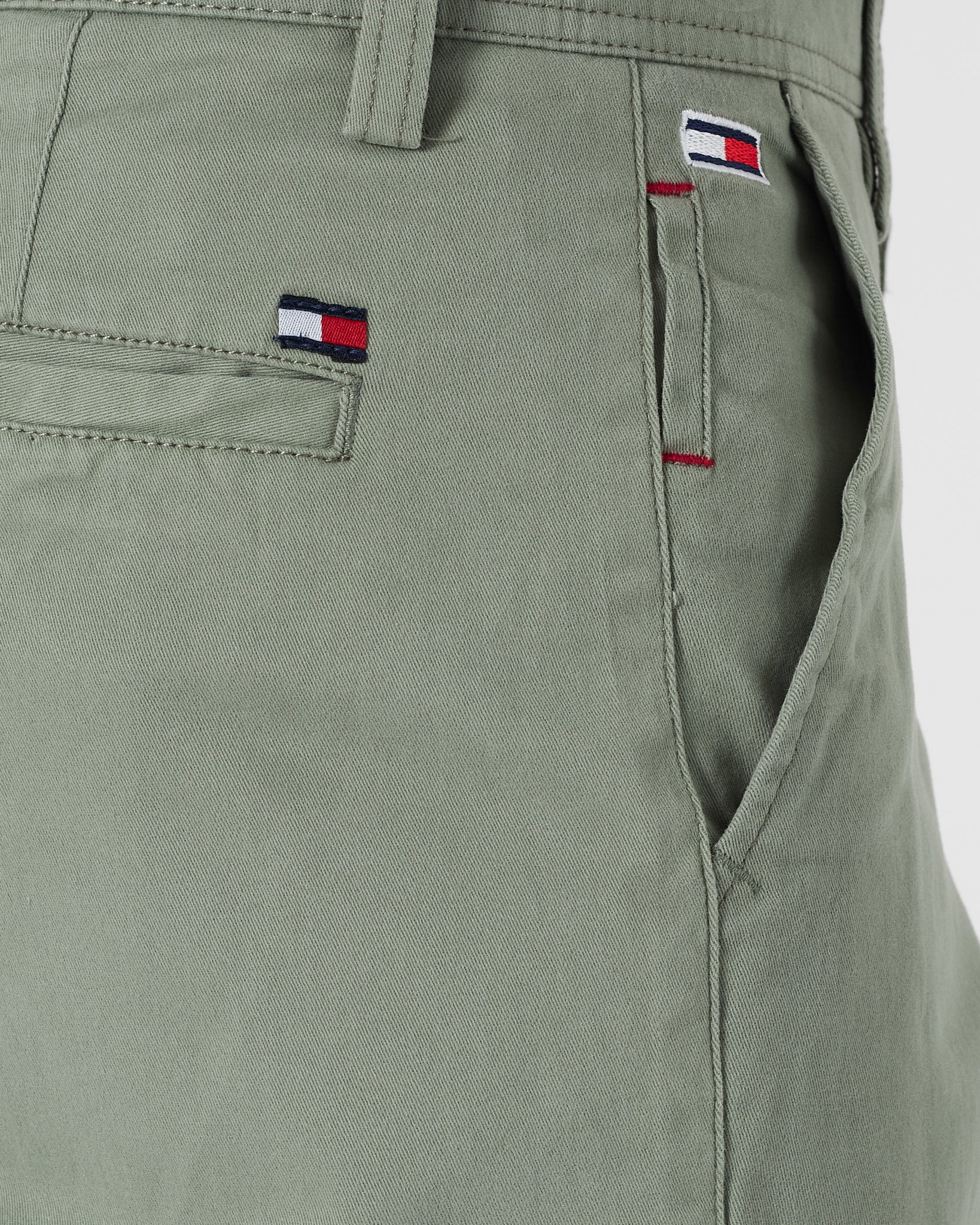 TH Plain Color Men Green Shorts 16.90