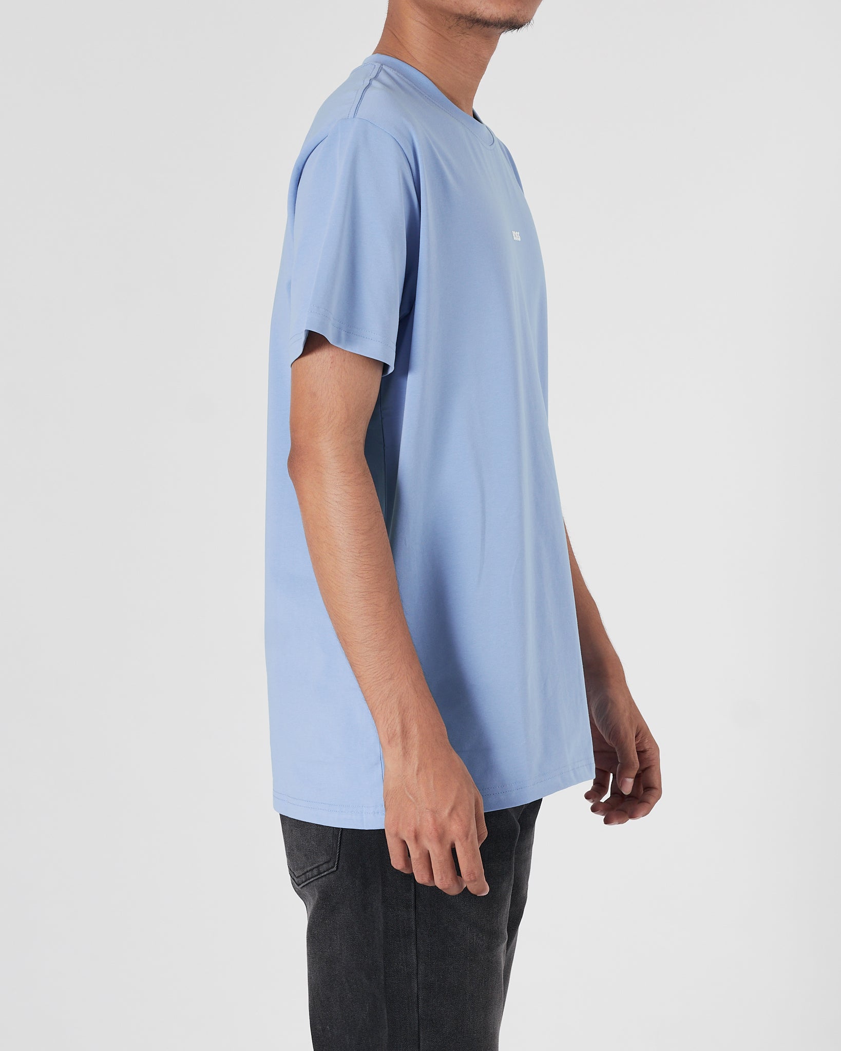 HUG Plain Color Men Men Light Blue T-Shirt 13.90
