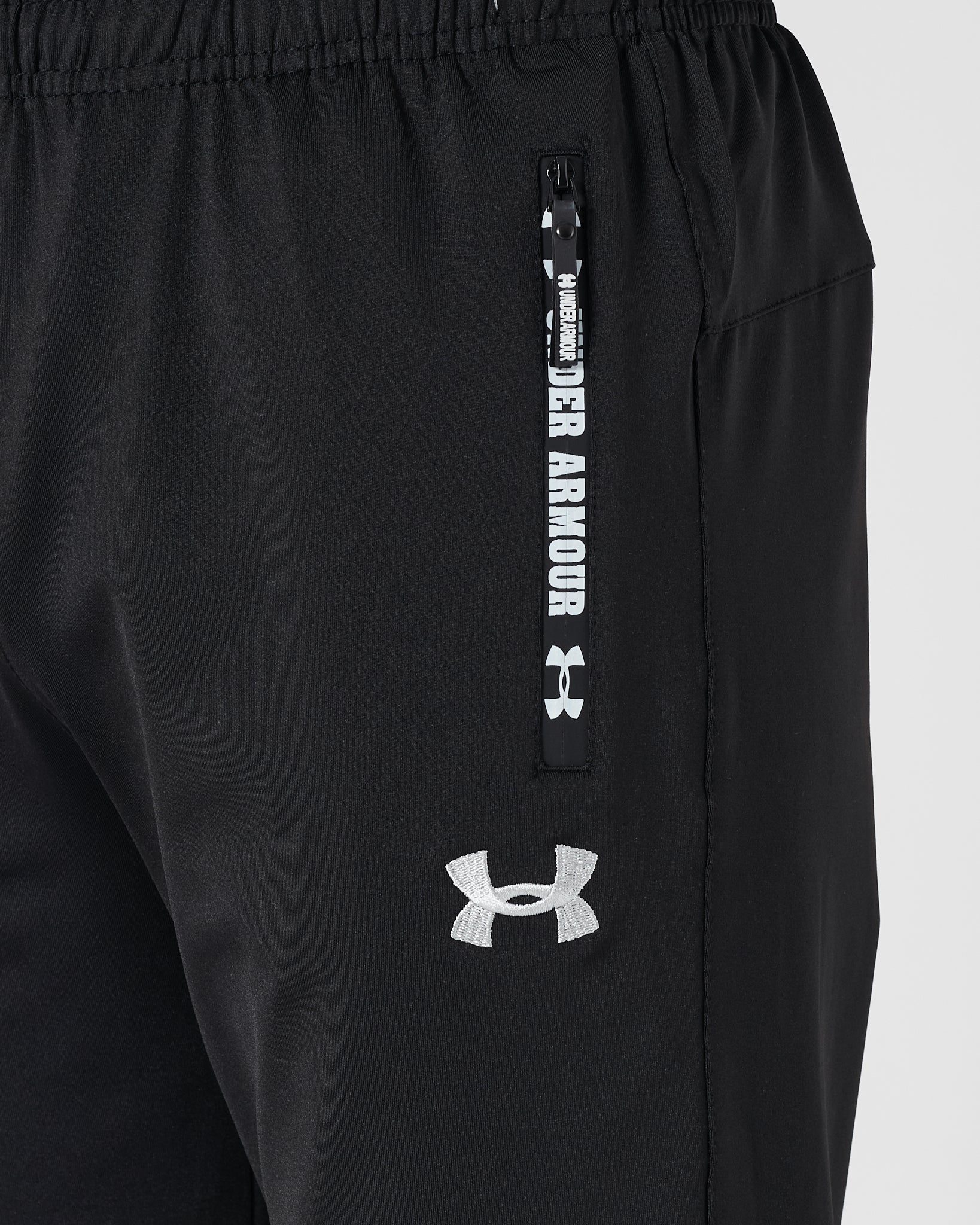 UA Men Black Track Pants 15.90
