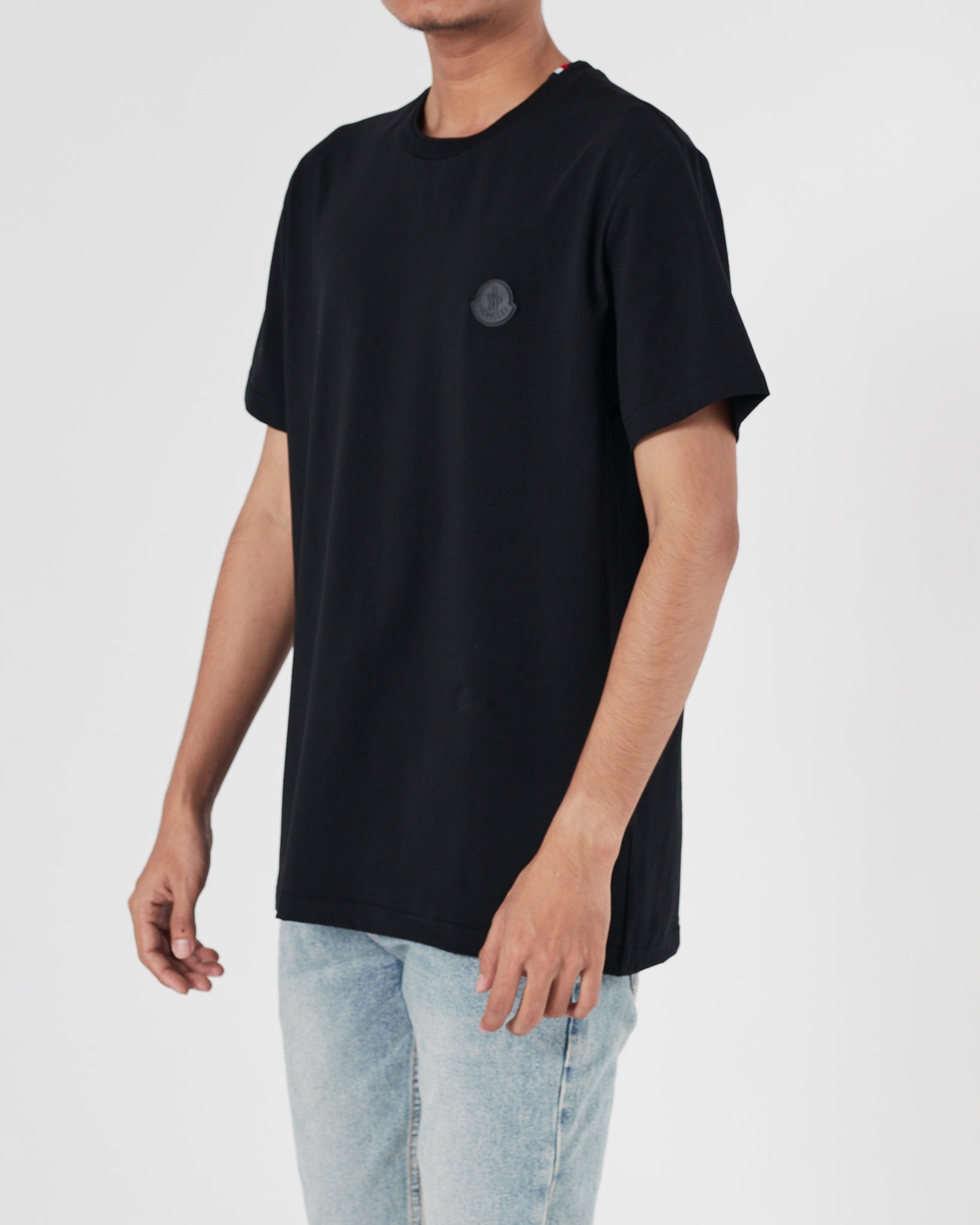 MON Plain Color Men Black T-Shirt 14.90
