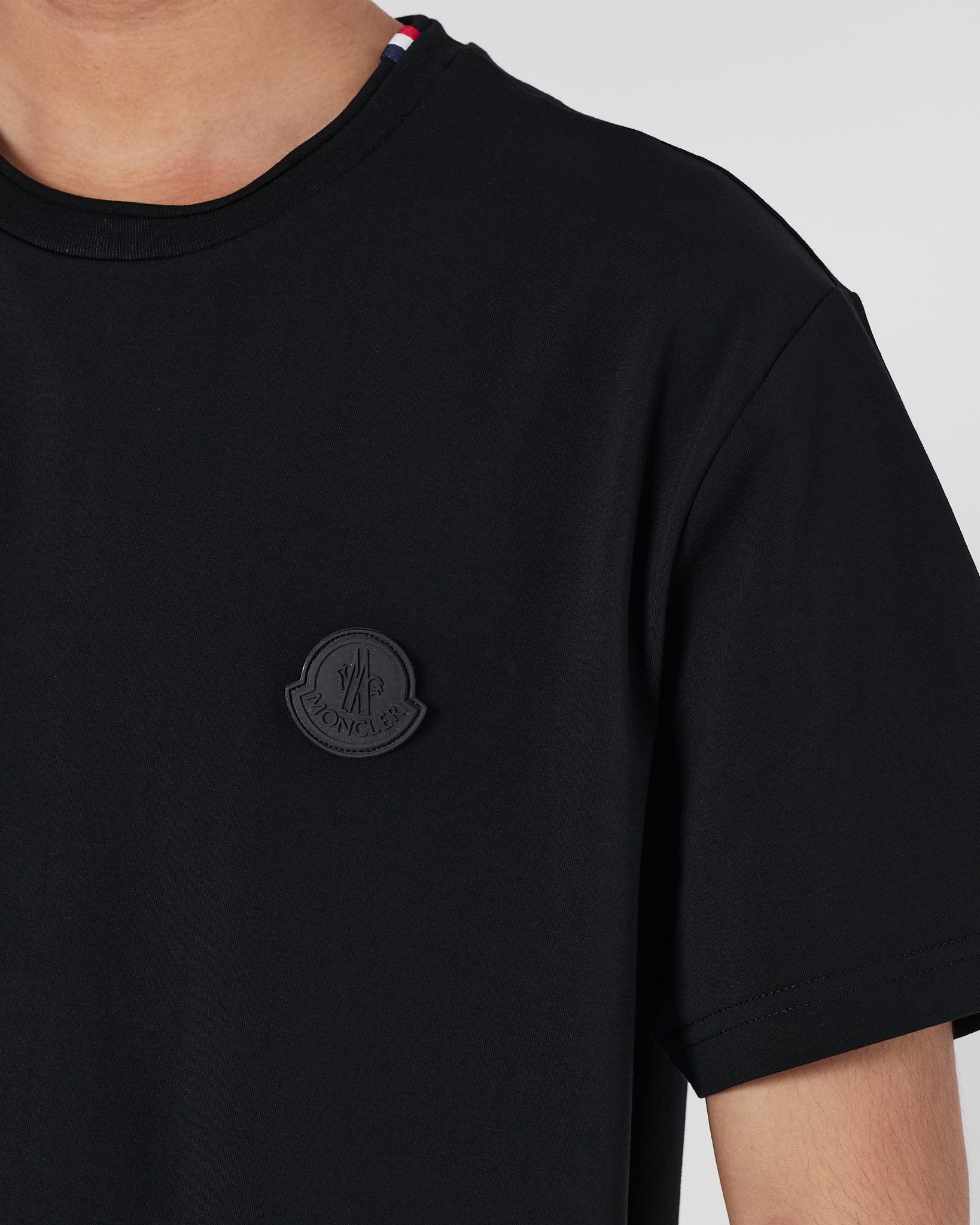 MON Plain Color Men Black T-Shirt 14.90