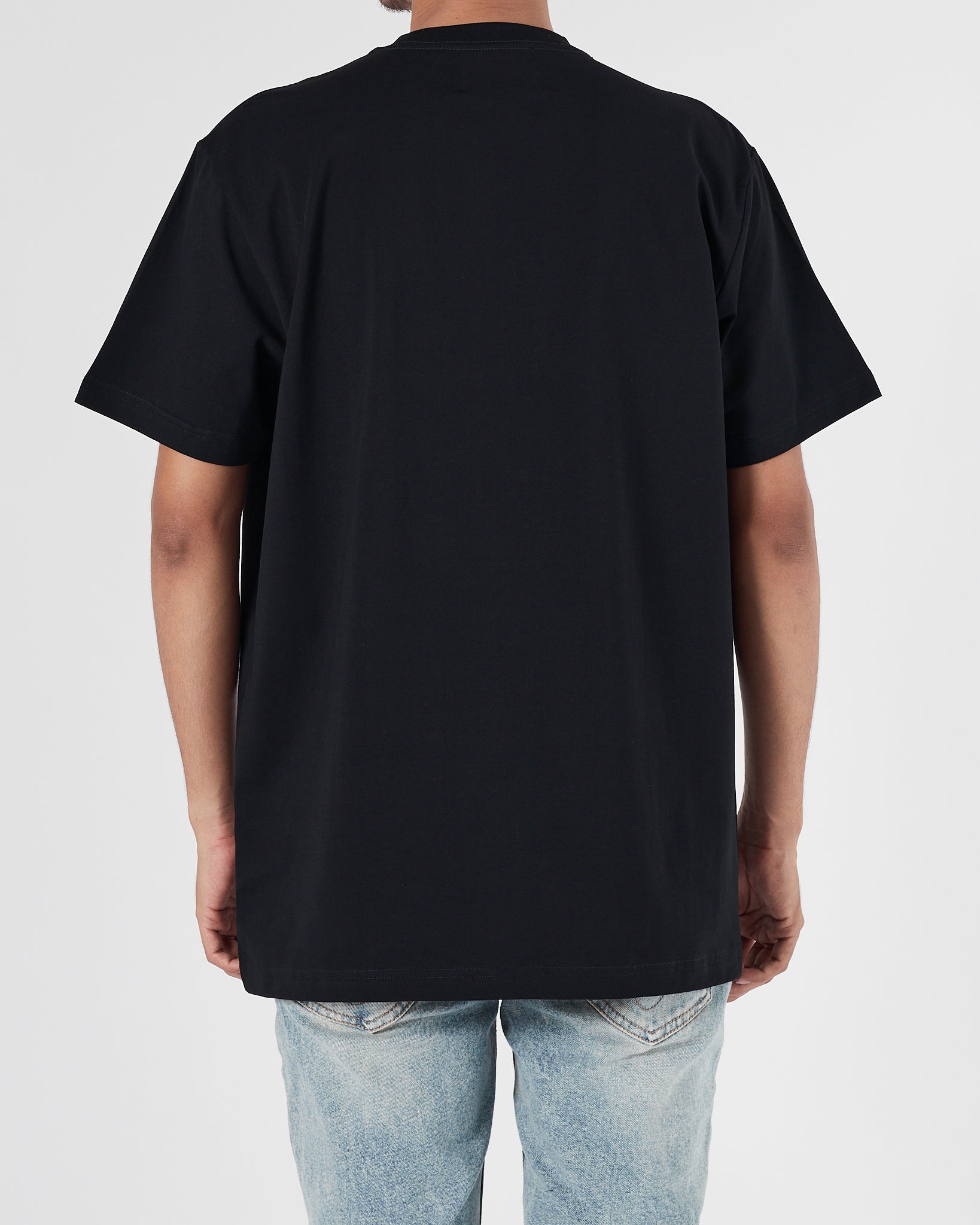 GUC Snake Printed Men Black T-Shirt 16.90