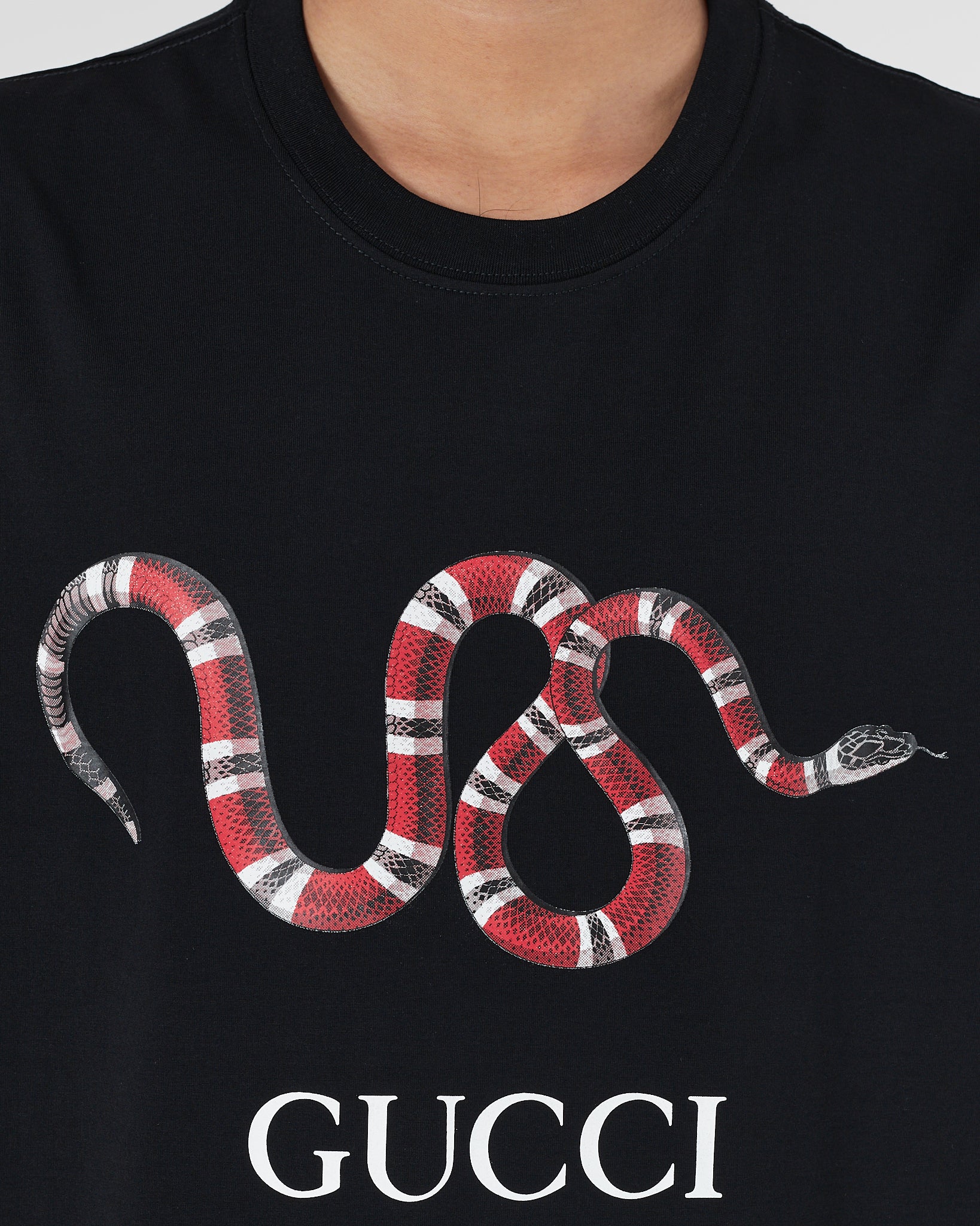 GUC Snake Printed Men Black T-Shirt 16.90