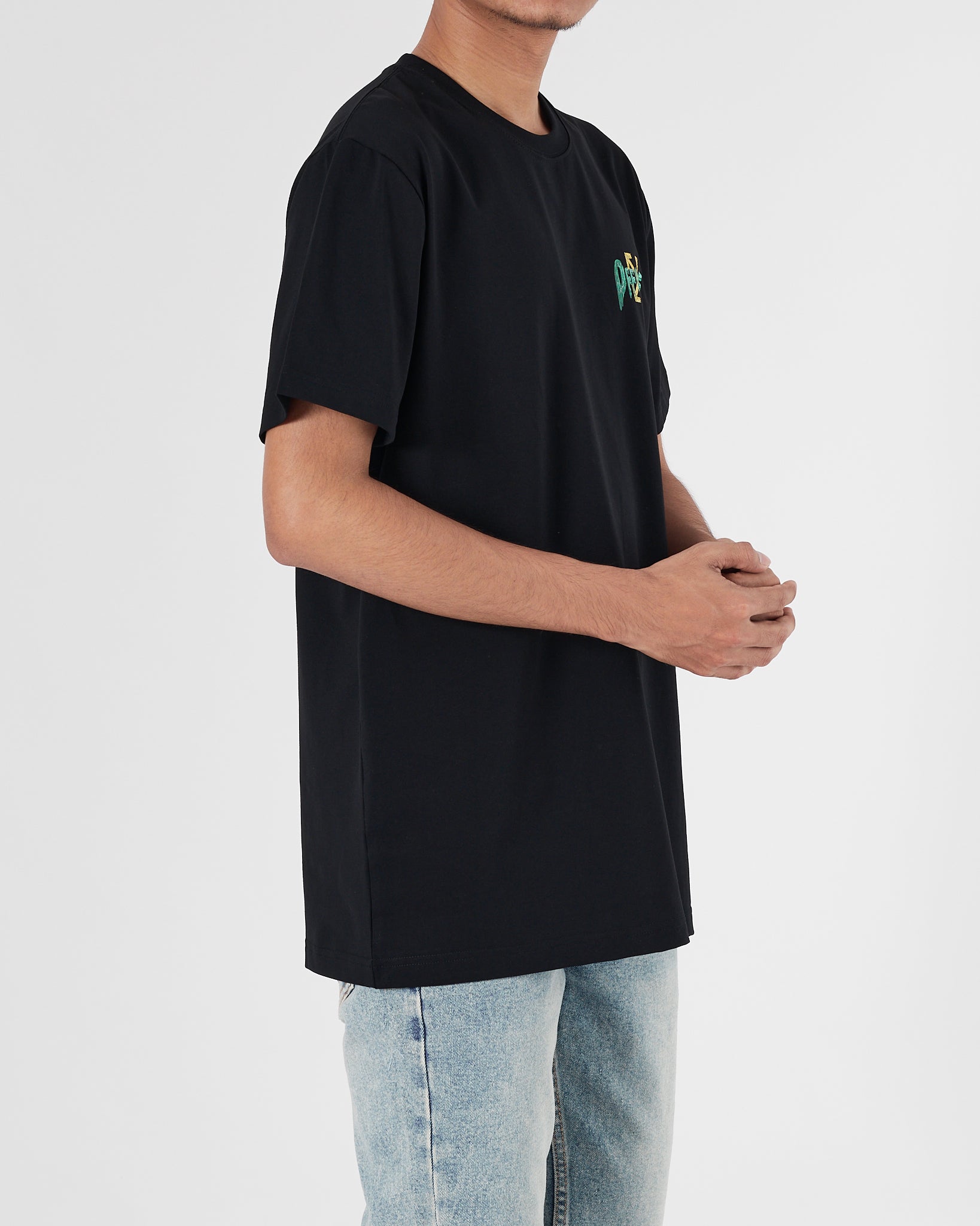 OW X Kaws Men Black T-Shirt 15.90