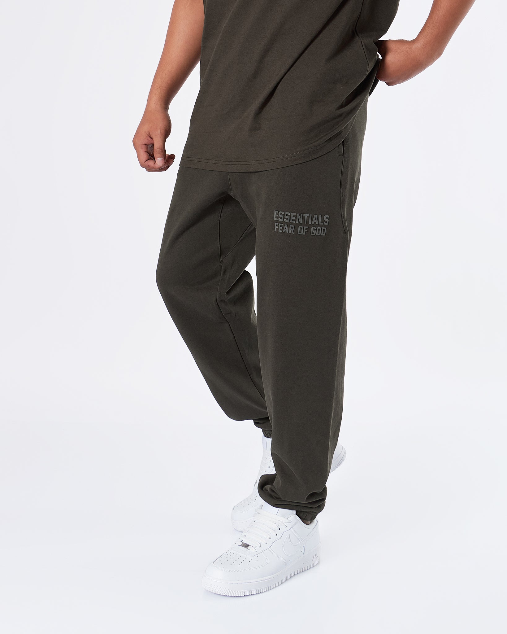 ESS Fear Of God Men Dark Green Joggers 25.90
