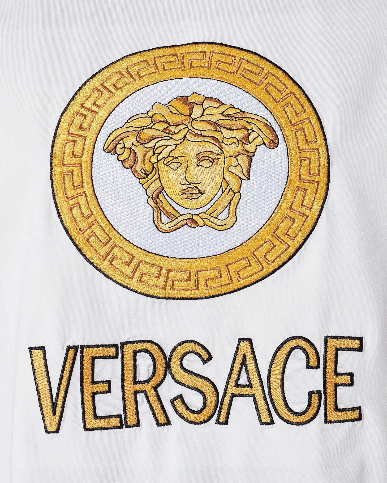 VER Medusa Embroidered Men White T-Shirt 23.90