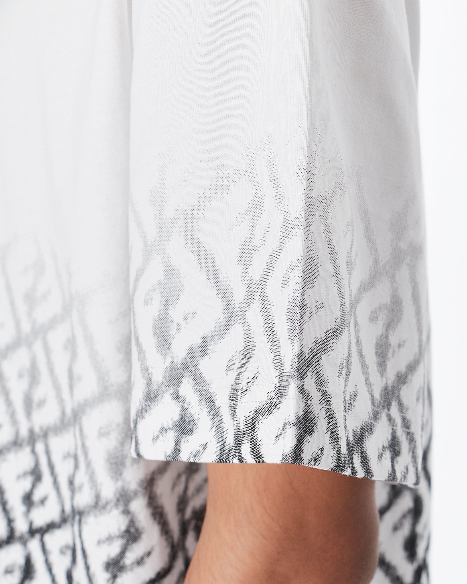 FEN Gradient Monogram Over Printed Men White T-Shirt 54.90