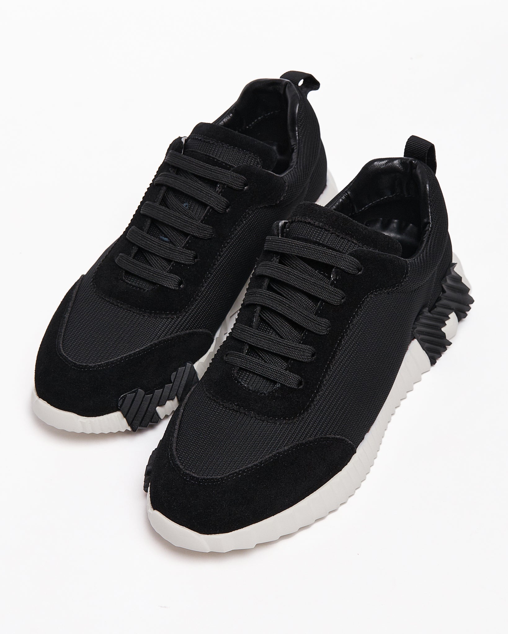 HER Bouncing Grey Sneakers Shoes 130.90