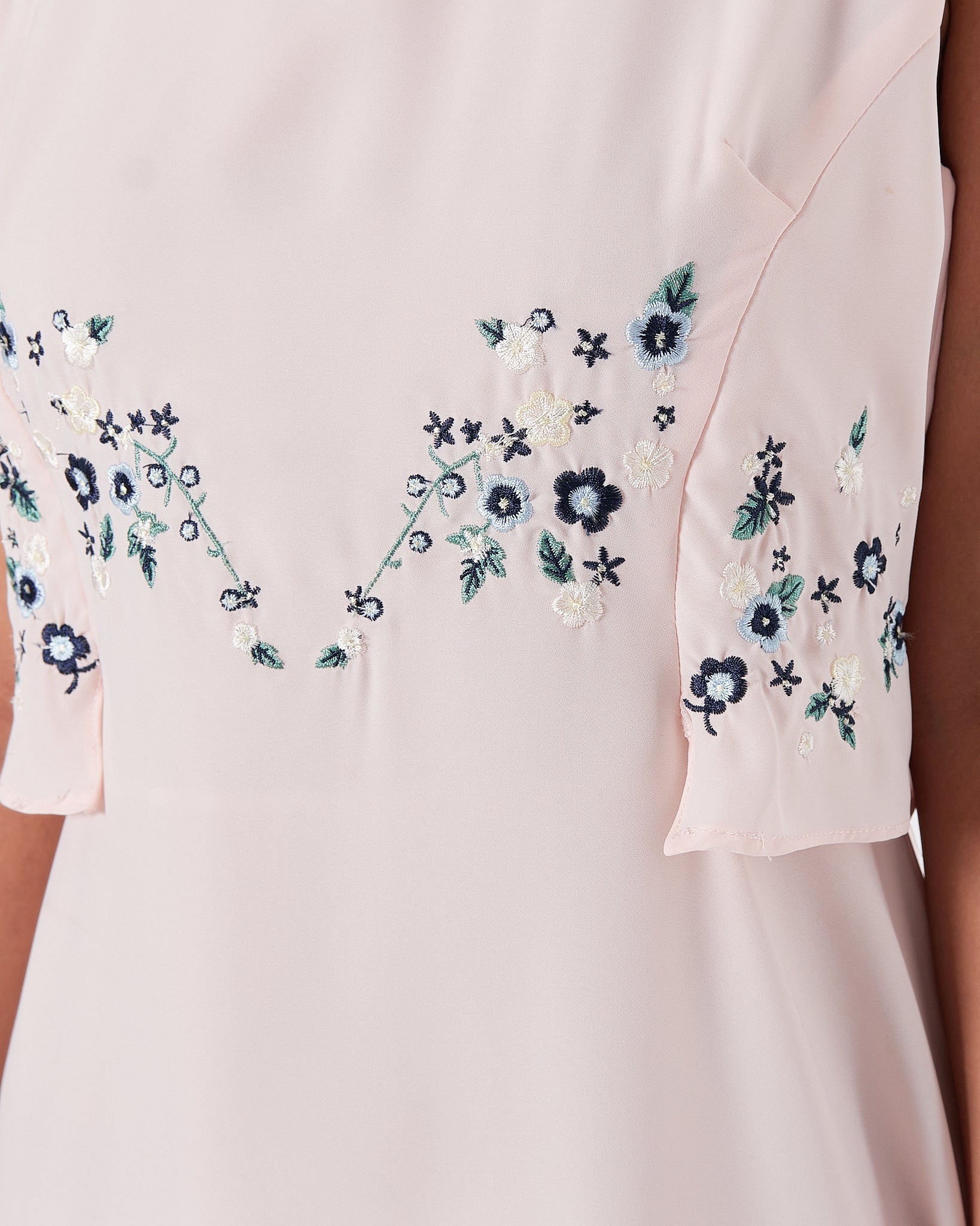 Lady Dress Flower 21.50