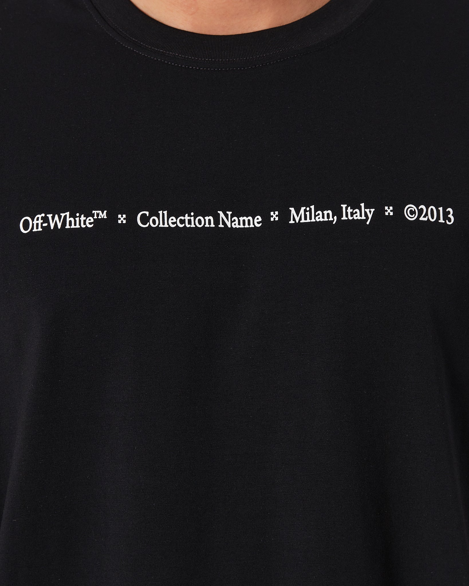 OW Cross Back Logo Graffiti Men Black T-Shirt 17.50