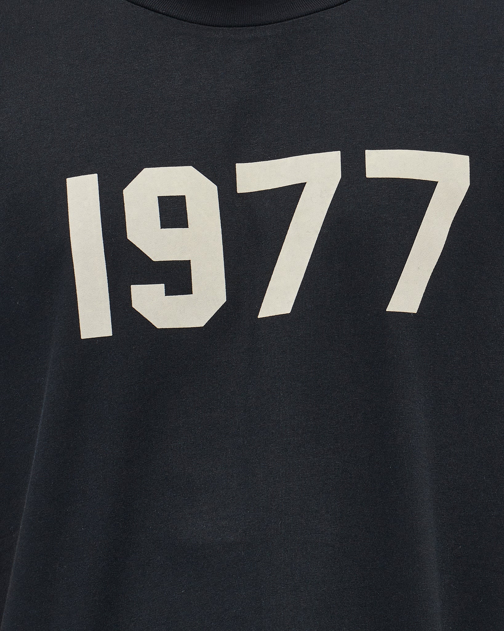 MOI OUTFIT-1977 Printed Men T-Shirt 15.90