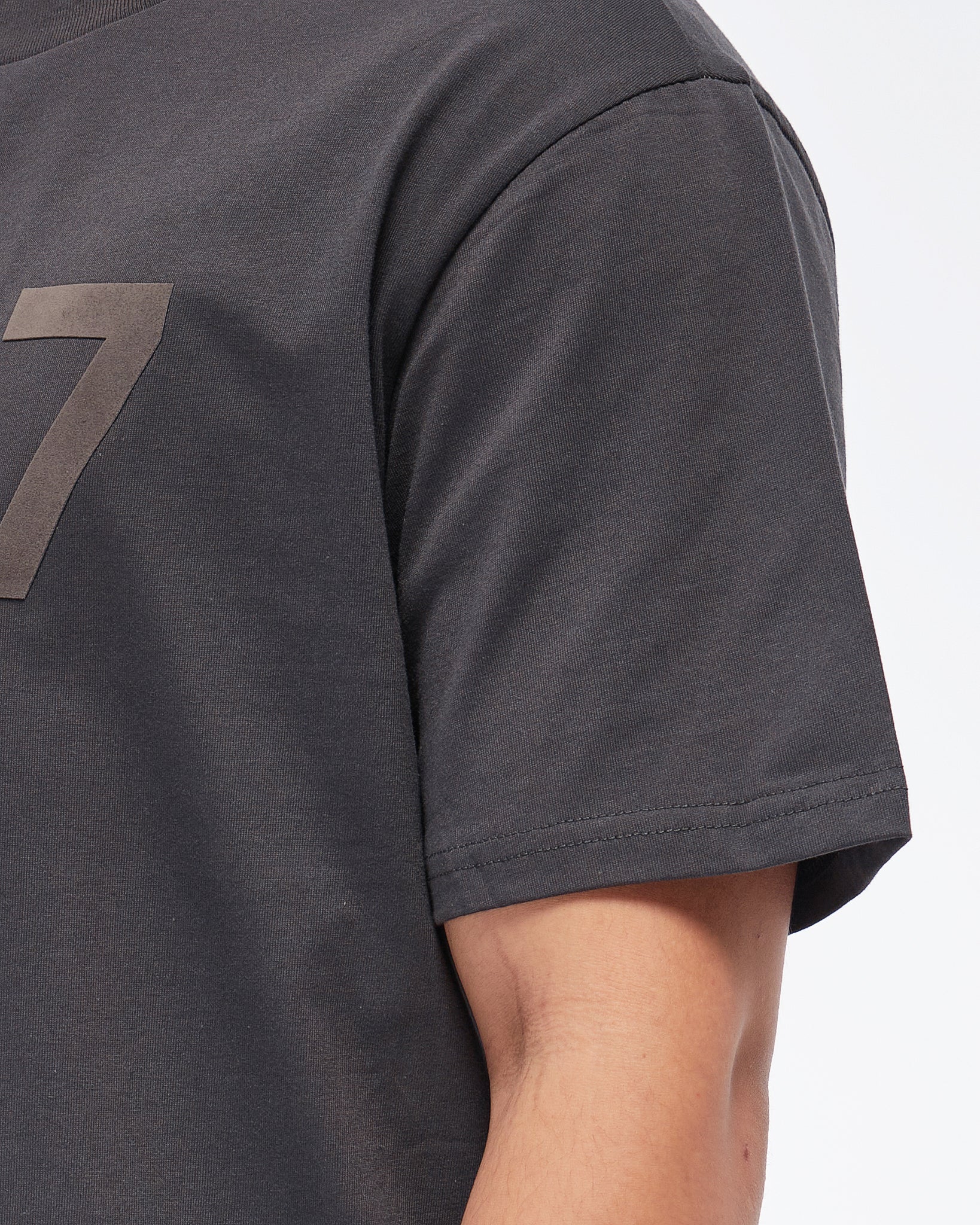 MOI OUTFIT-1977 Printed Men T-Shirt 15.90