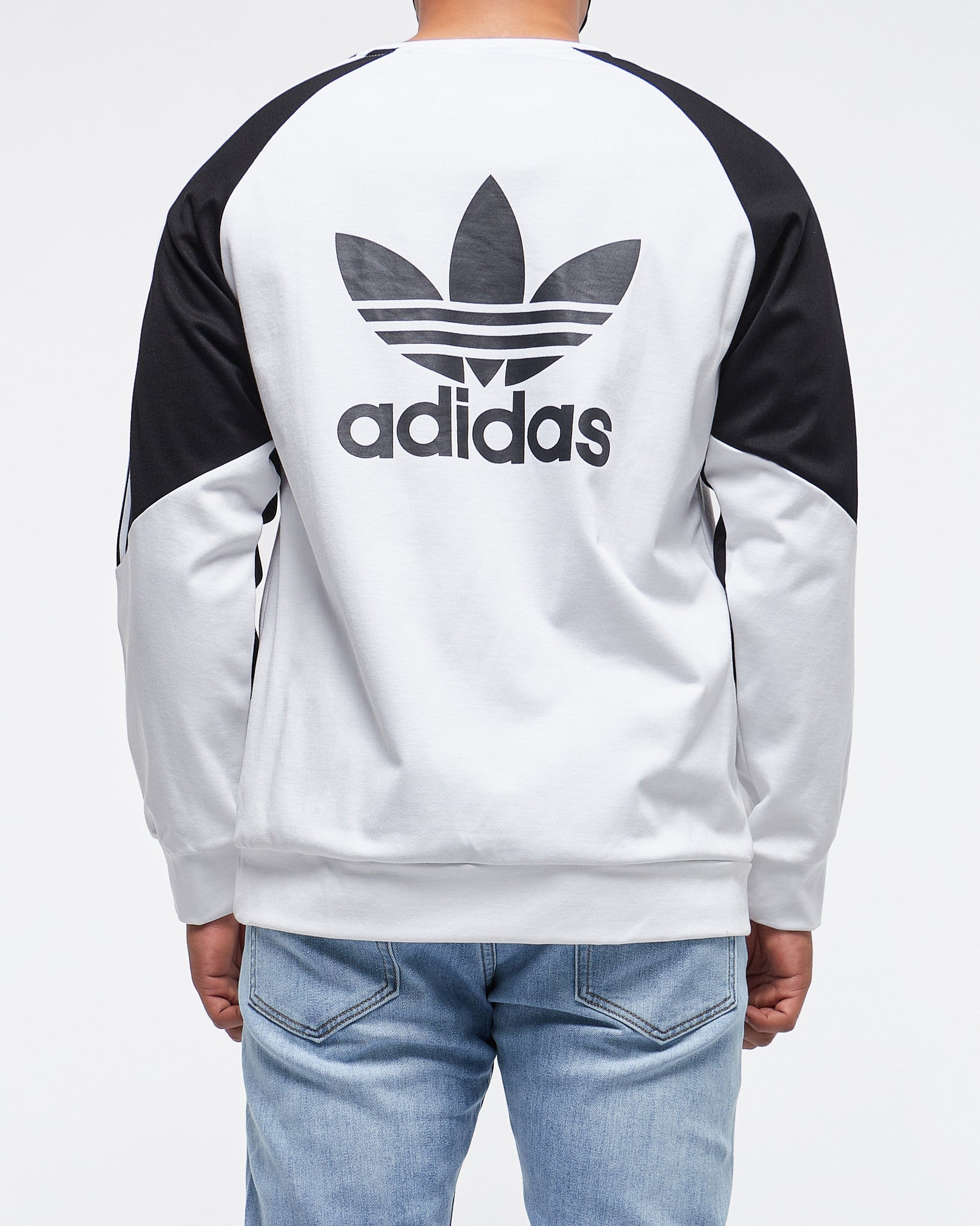 MOI OUTFIT-3 Stripes Raglan Men Sweater 20.90