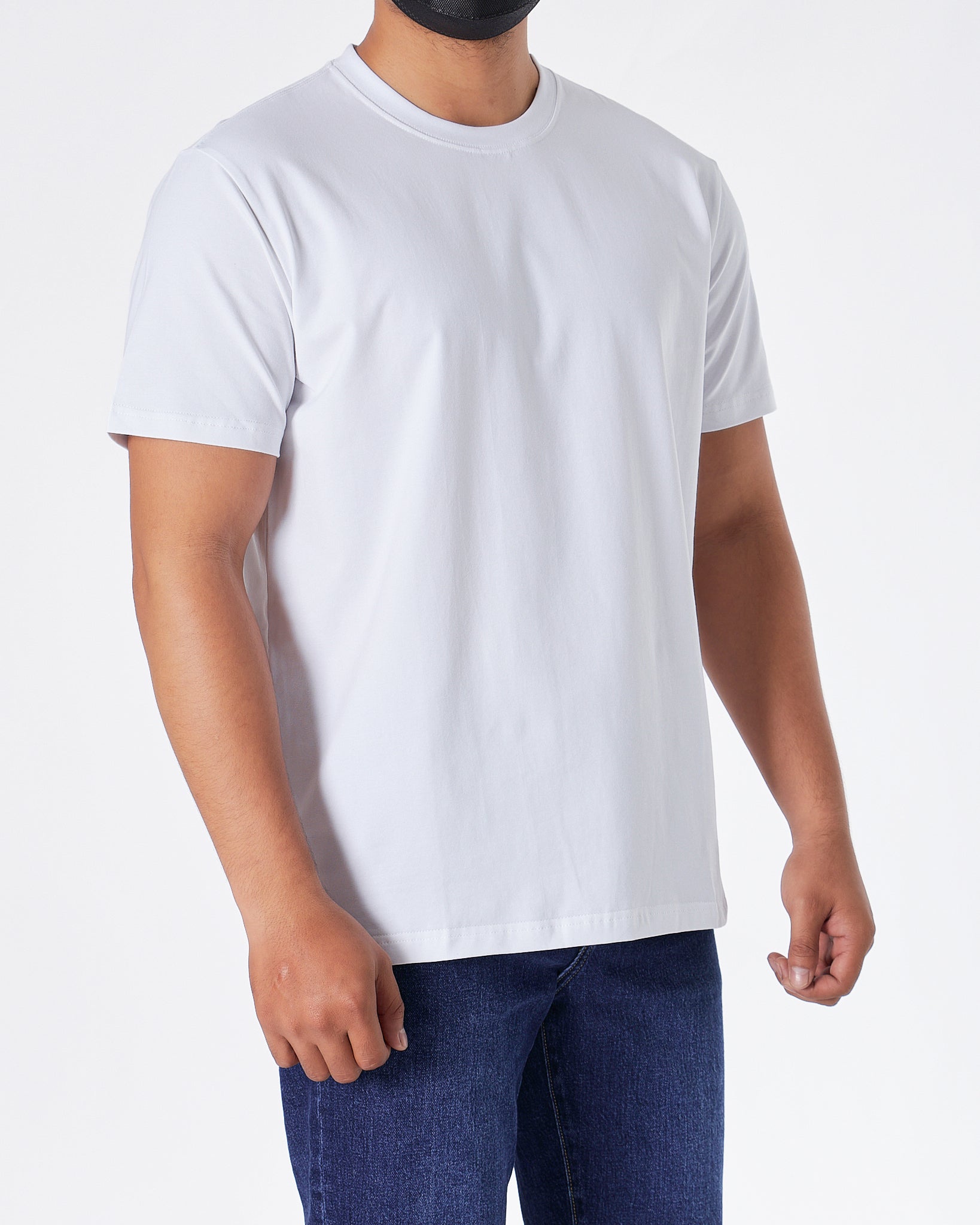 MOI OUTFIT-ABA Plain Color Men White T-Shirt 14.90