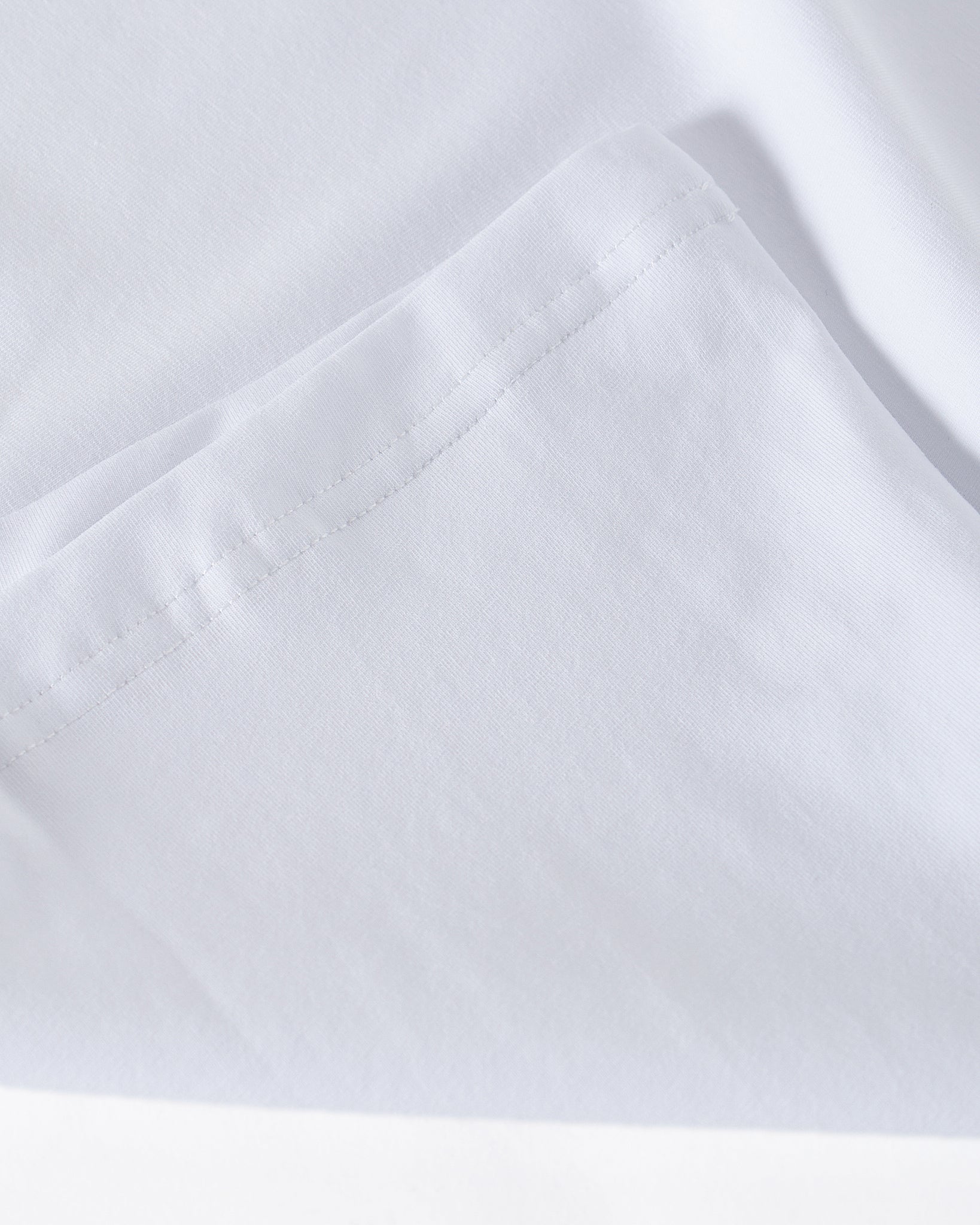 MOI OUTFIT-AD Emboss Men White T-Shirt 16.90