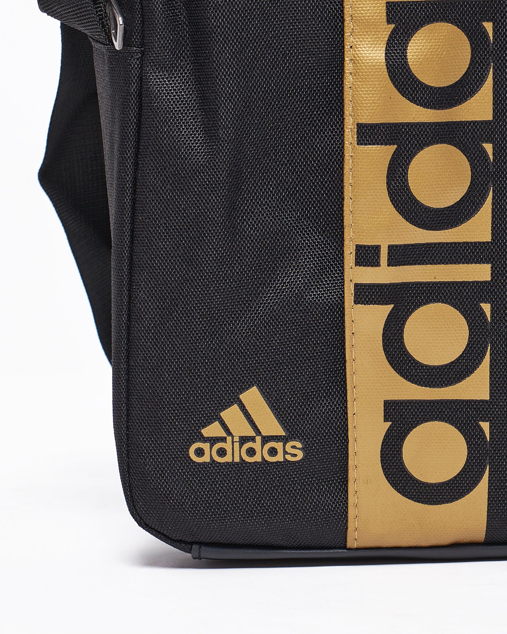 MOI OUTFIT-AD Logo Vertical Printed Unisex Sling Bag 15.90