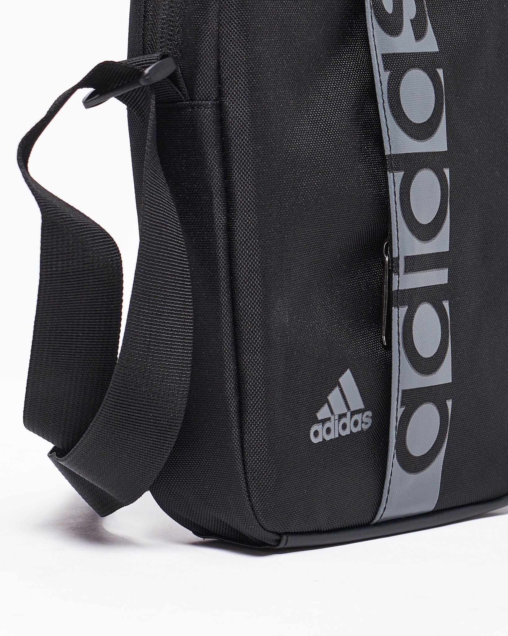 MOI OUTFIT-AD Logo Vertical Printed Unisex Sling Bag 15.90