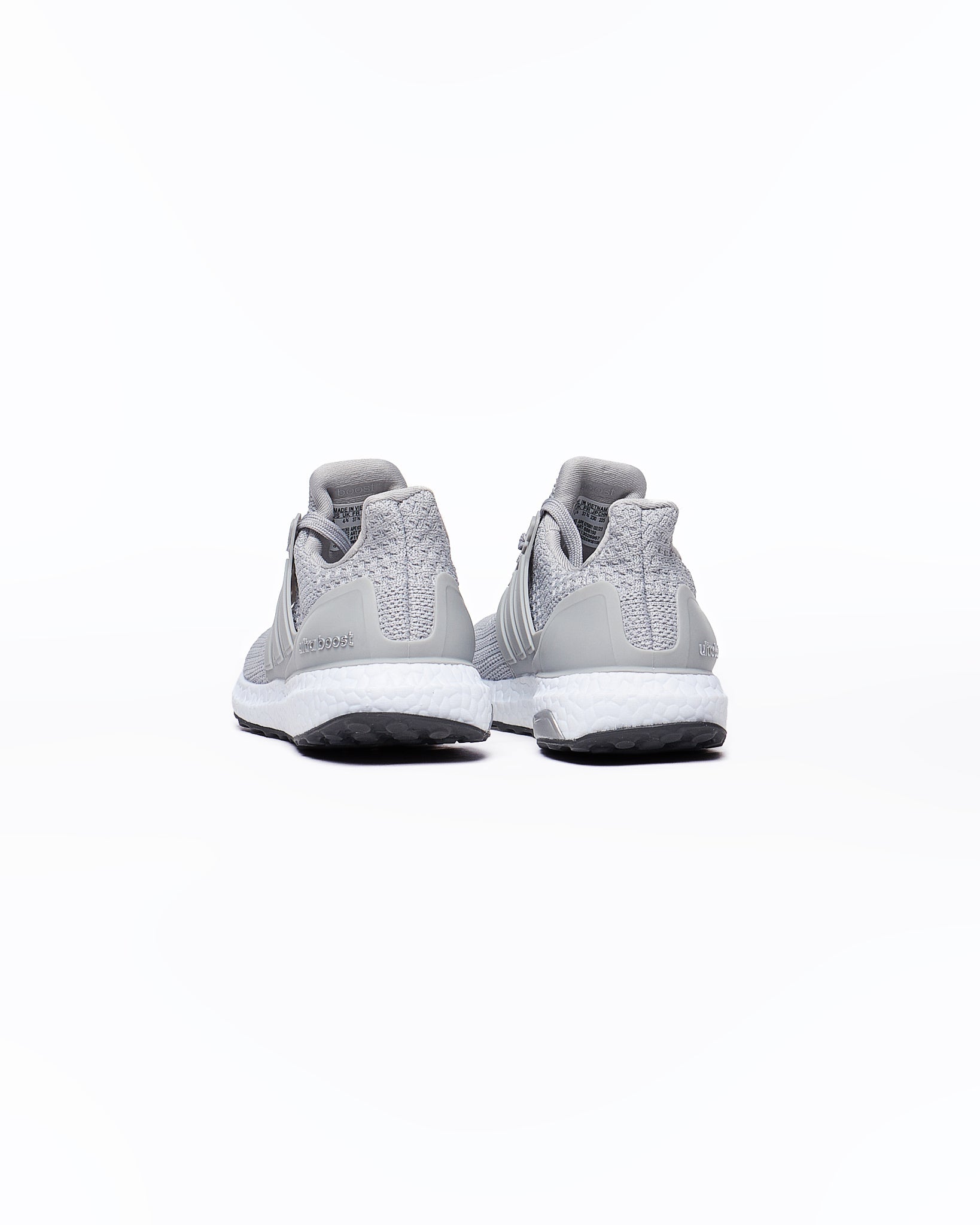MOI OUTFIT-ADI Ultra Boost Grey Runners Shoes 39.90