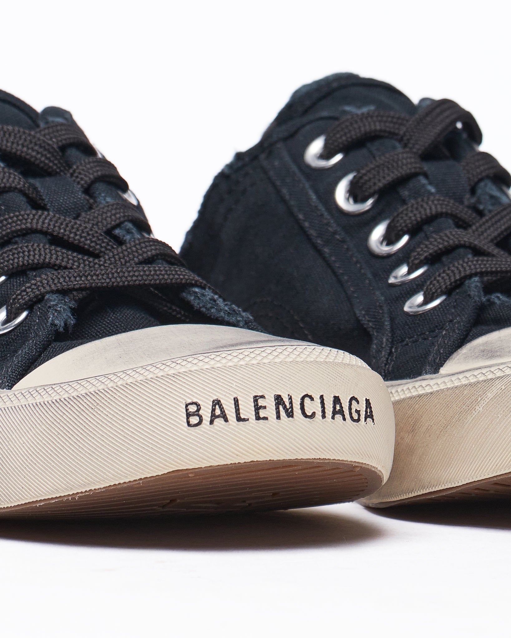 MOI OUTFIT-BAL Lady Black Sneakers Shoes 64.90