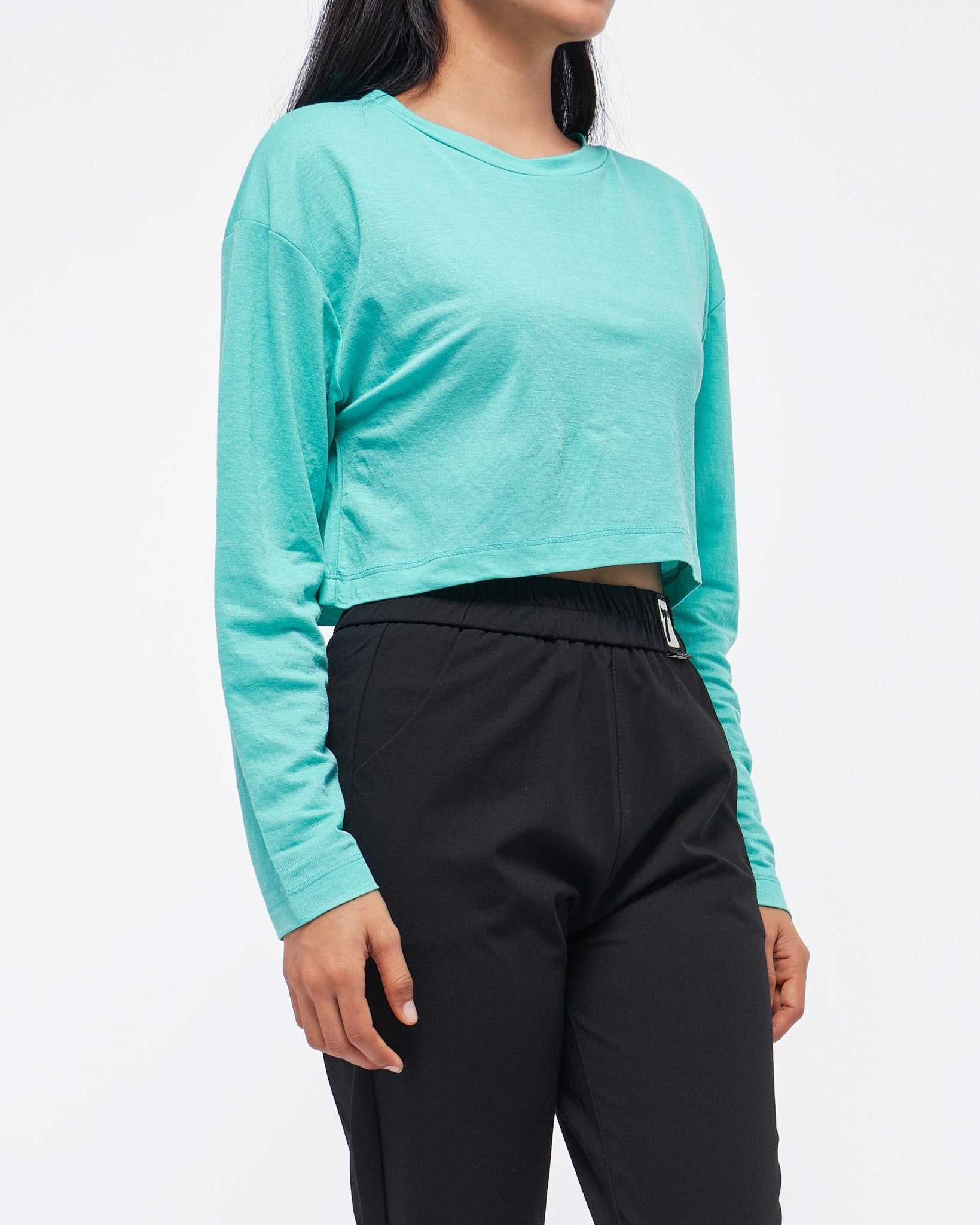 MOI OUTFIT-Candy Color Long Sleeve Lady Crop Top 12.90