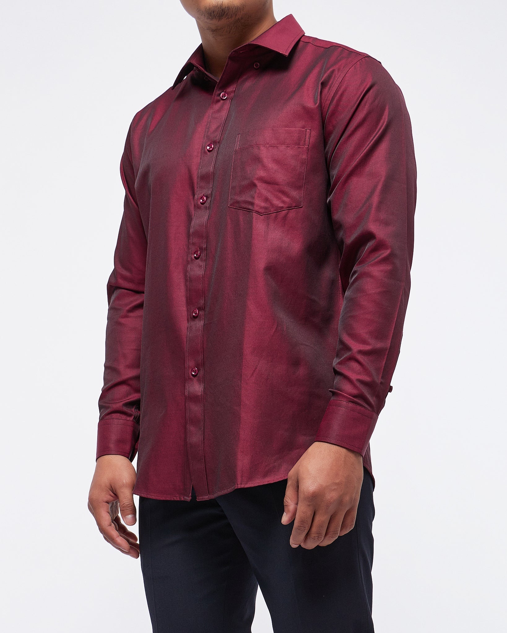MOI OUTFIT-Casual Men Long Sleeve Shirt Regular Fit 20.90