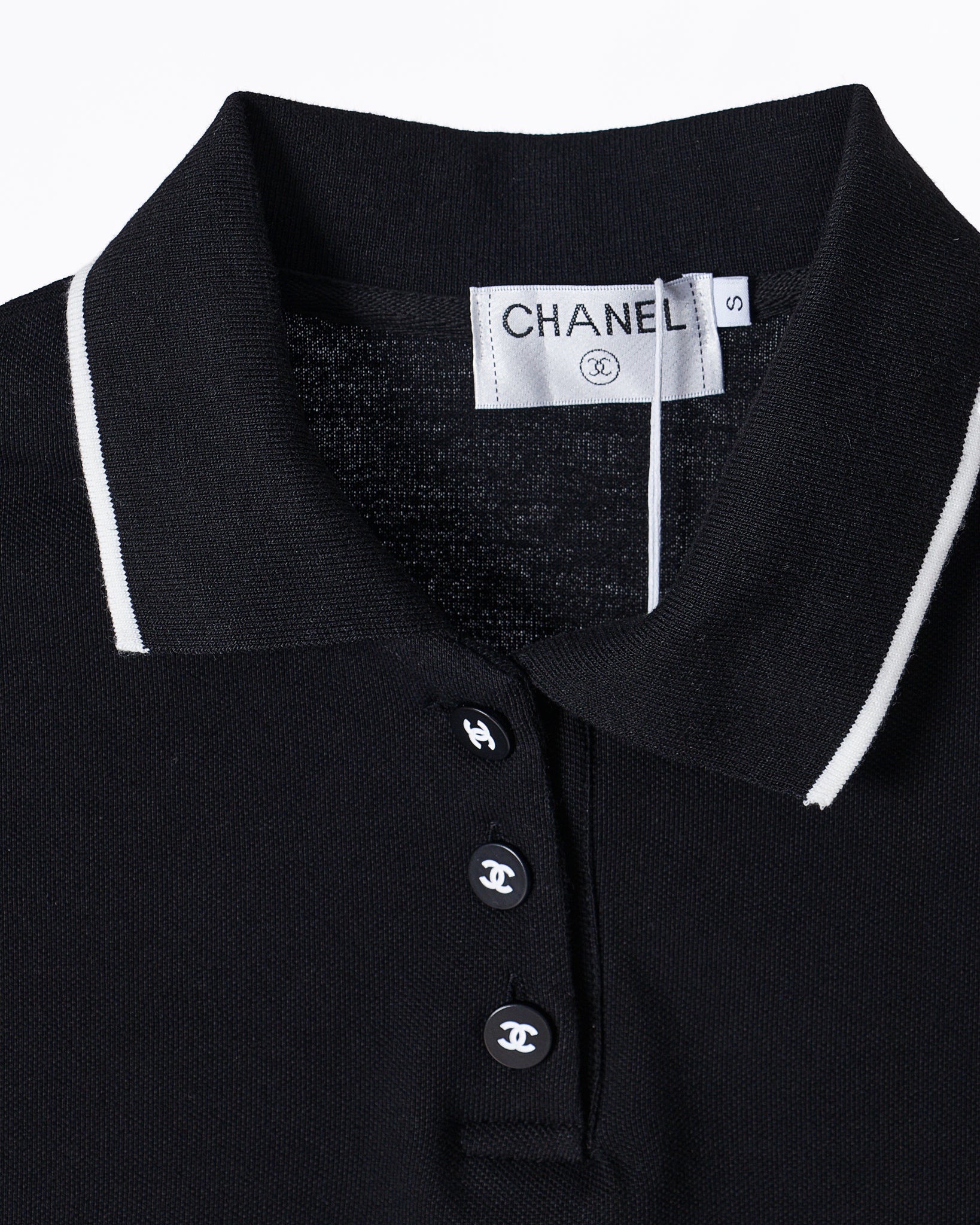 MOI OUTFIT-CC Croptop Lady Black Polo Shirt 55.90