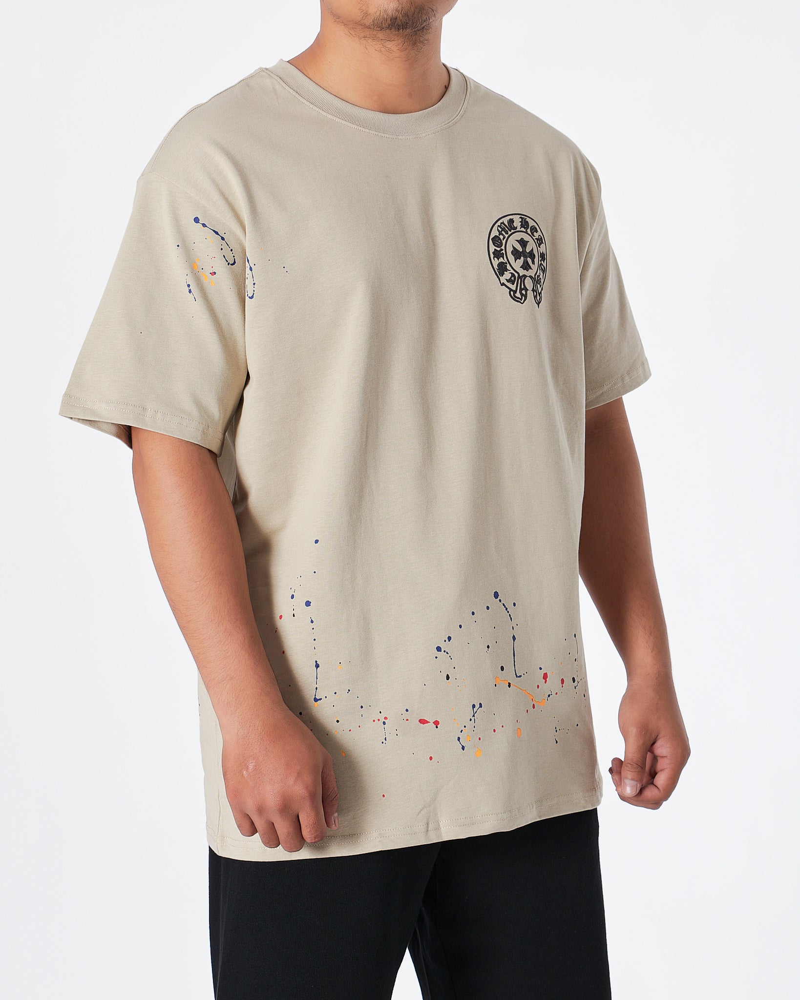 MOI OUTFIT-CH Ink Splash Men Cream T-Shirt 24.90