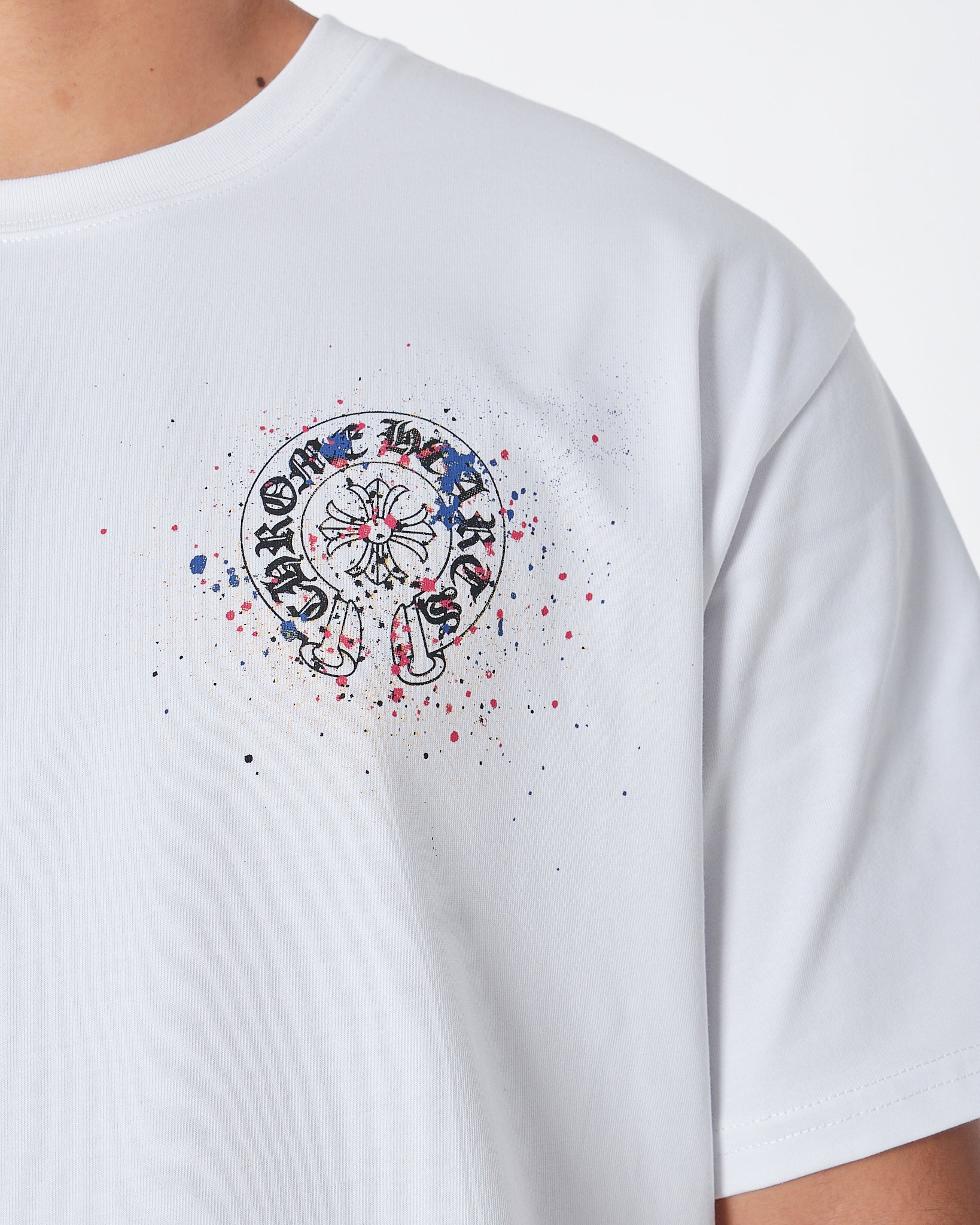 MOI OUTFIT-CH Round Crooss Back Men White T-Shirt 22.90