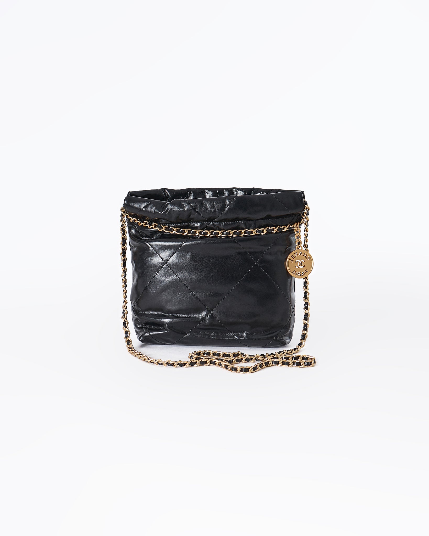 MOI OUTFIT-Chanel Mini 22 Lady Bag 245