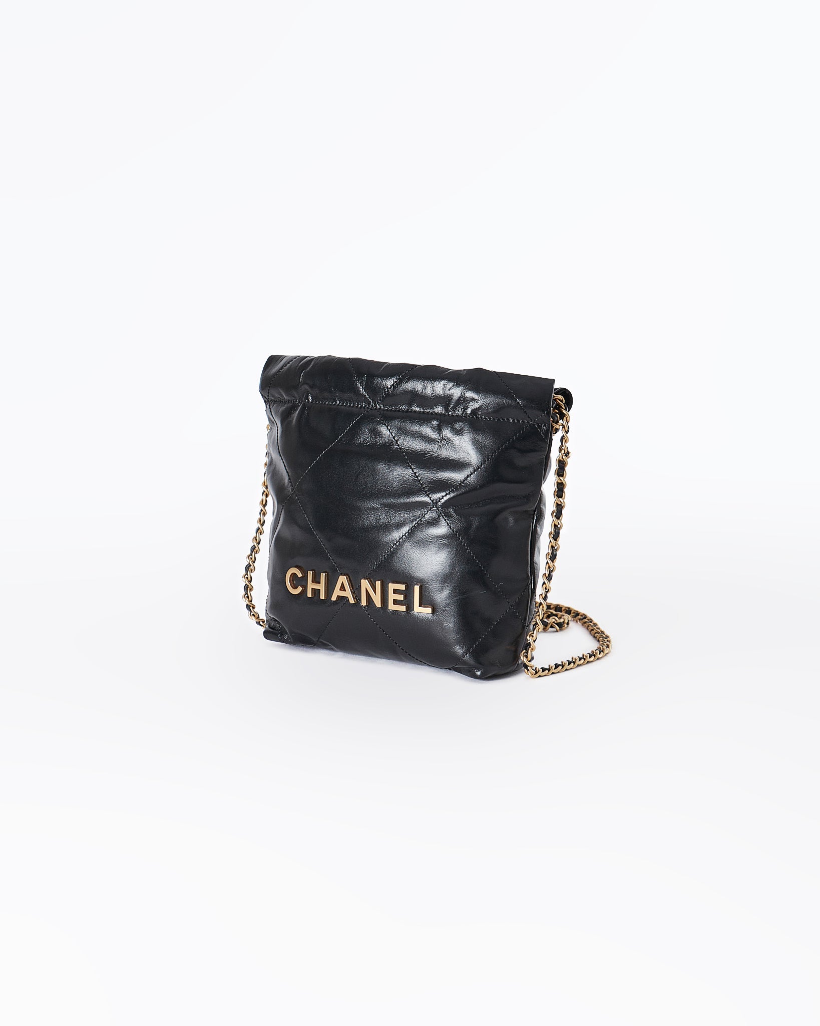 MOI OUTFIT-Chanel Mini 22 Lady Bag 245