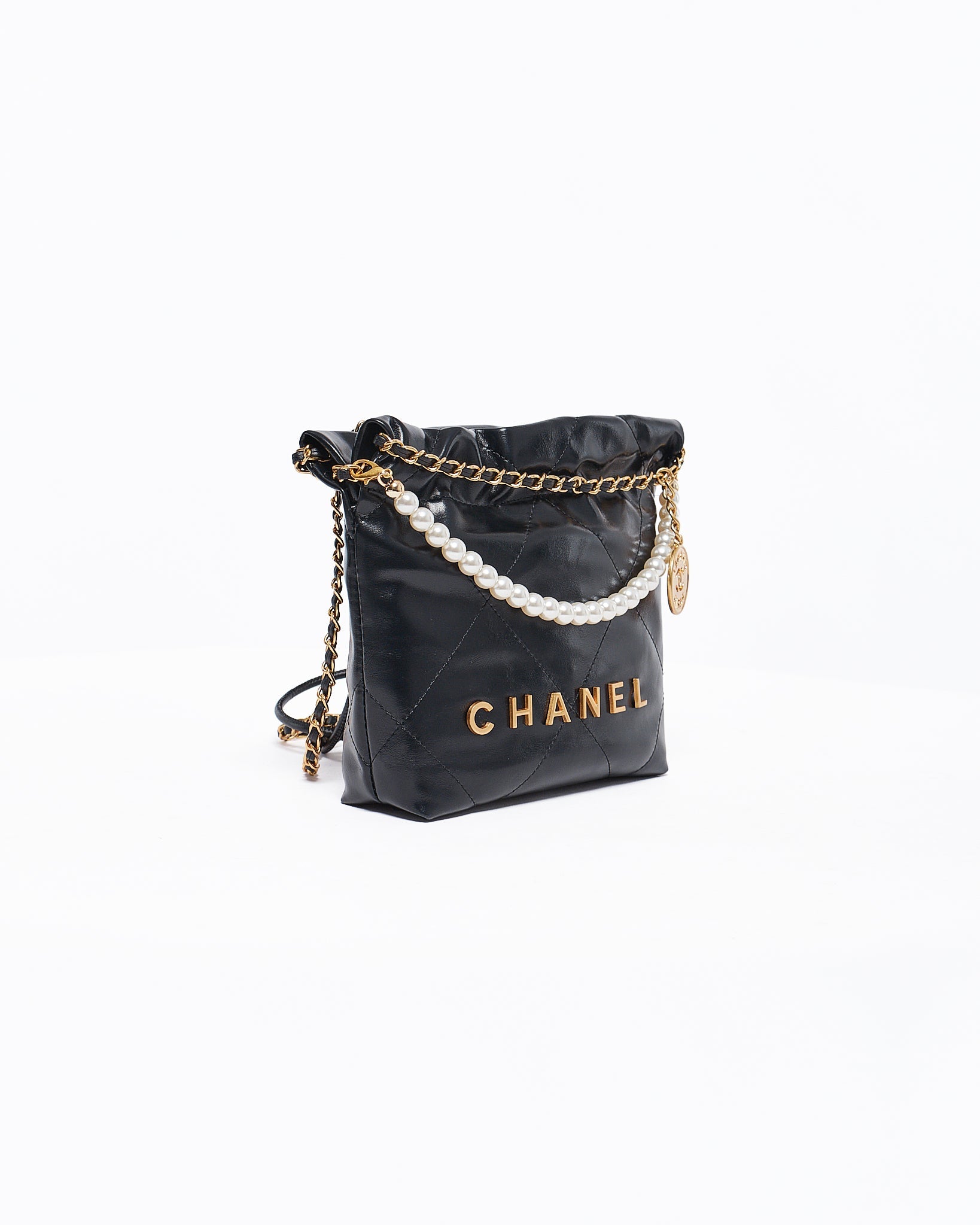MOI OUTFIT-Chanel Mini 22 Lady Bag 95.90
