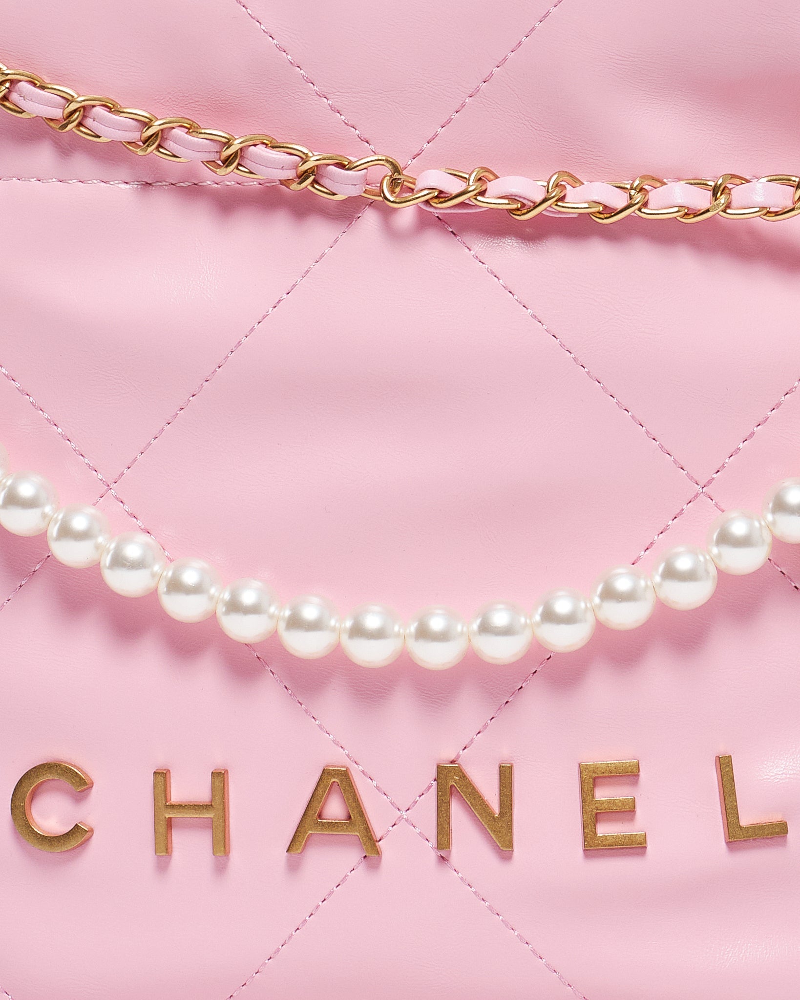 MOI OUTFIT-Chanel Mini 22 Lady Bag 95.90
