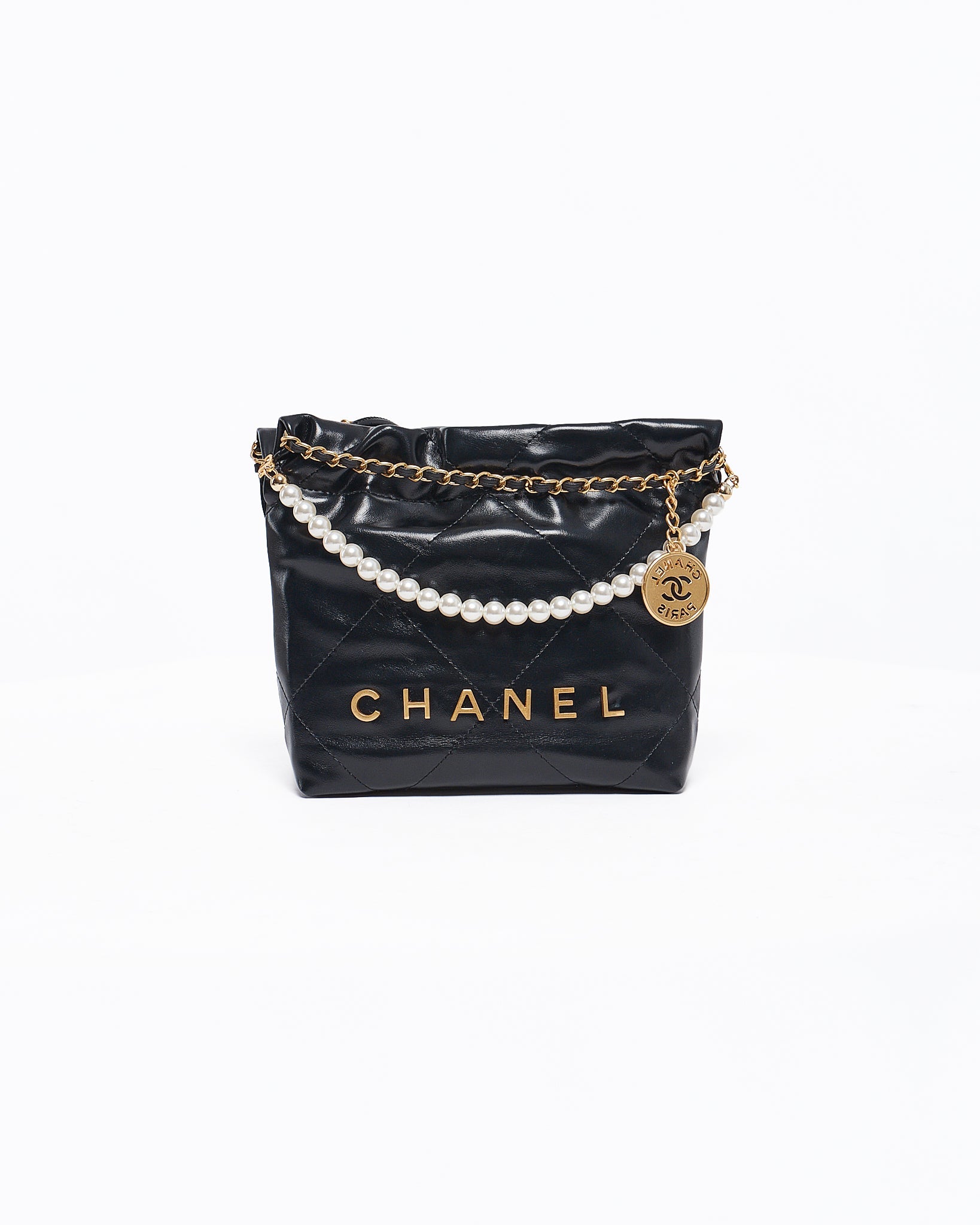 MOI OUTFIT-Chanel Mini 22 Lady Bag 95.90
