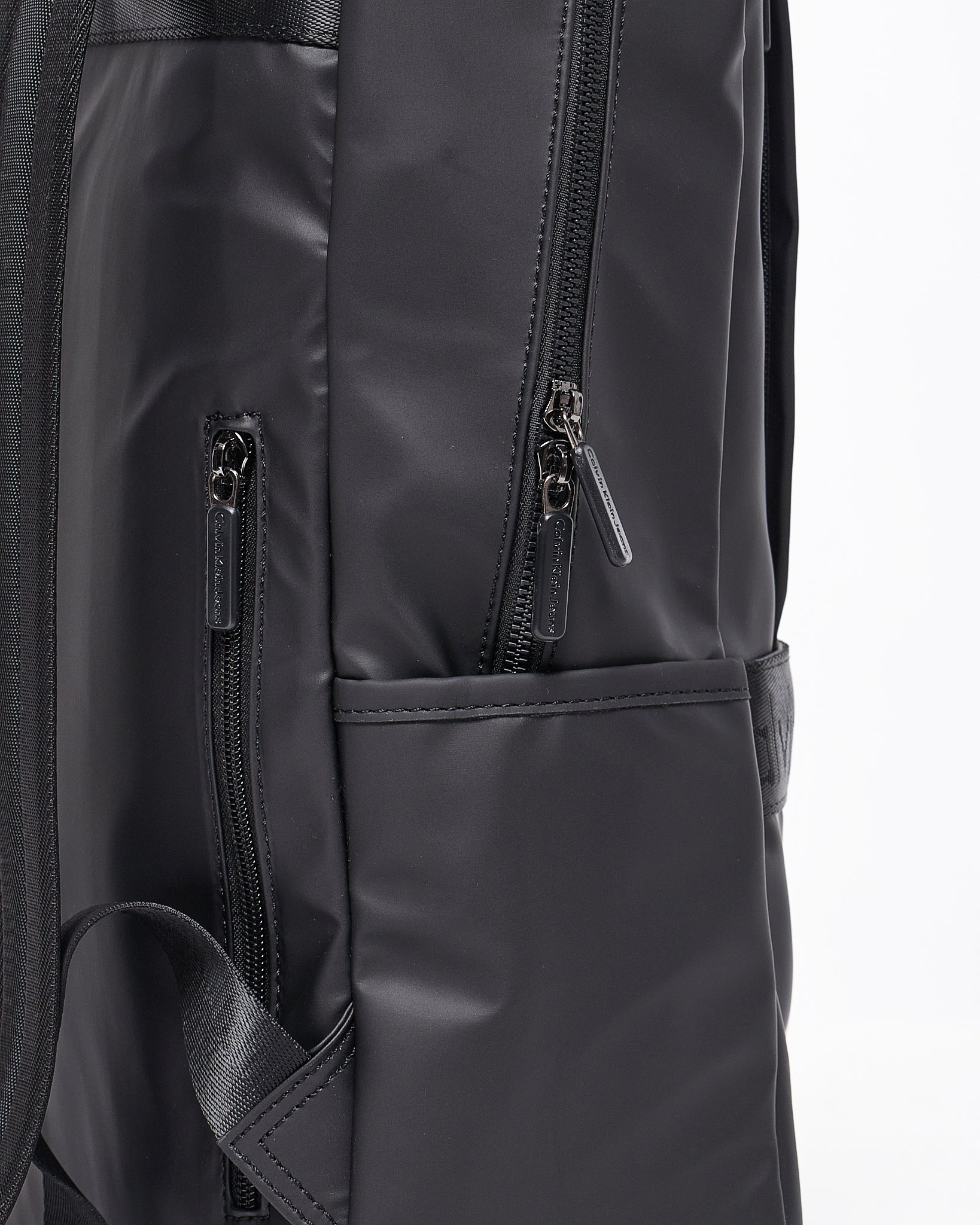 MOI OUTFIT-CK Men Backpack 37.90
