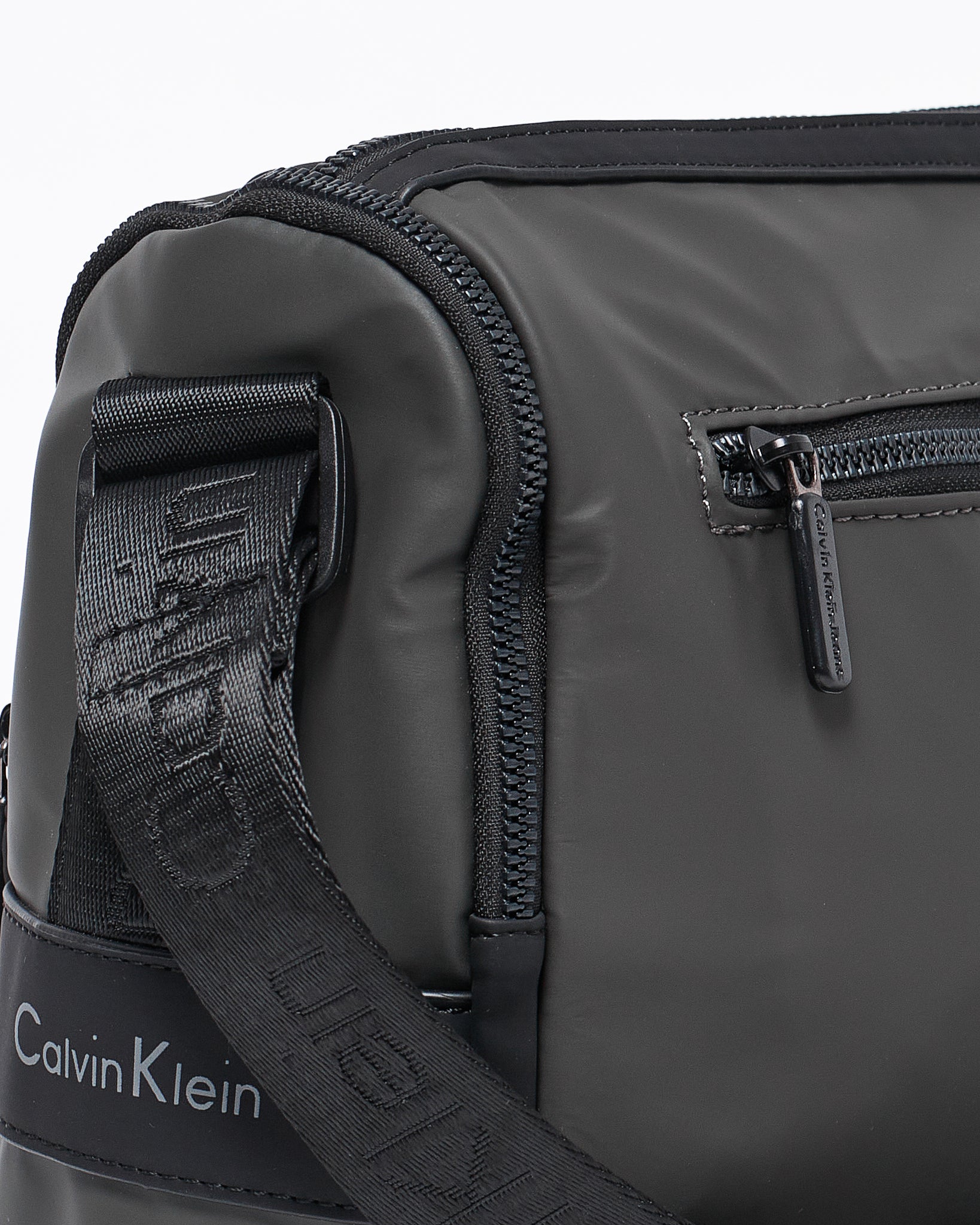 MOI OUTFIT-CK Men Sling Bag 26.90