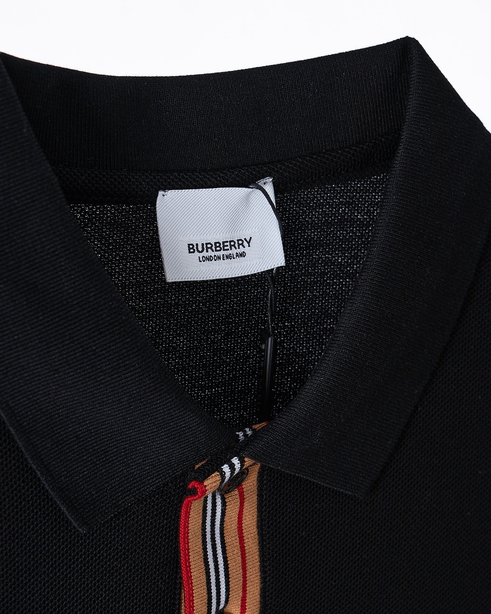 MOI OUTFIT-Collar Striped Men Polo Shirt 55.90